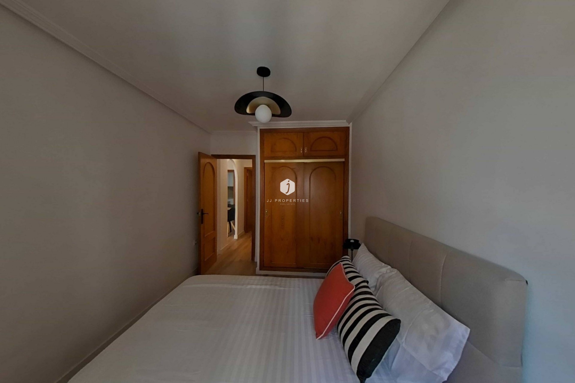 Tweedehands - Appartement / flat -
Torrevieja - La Mata Pueblo