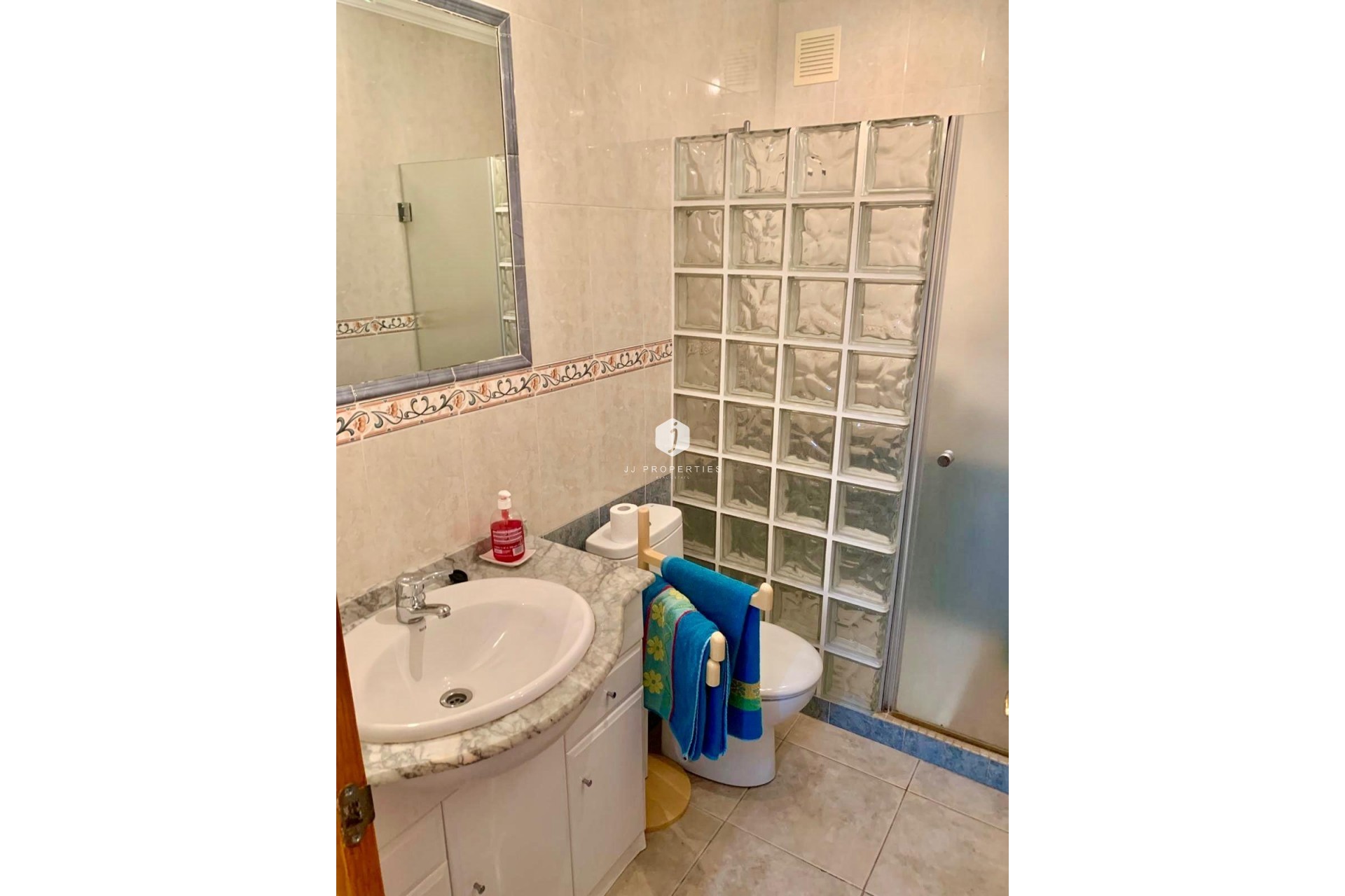 Tweedehands - Appartement / flat -
Torrevieja - La Mata