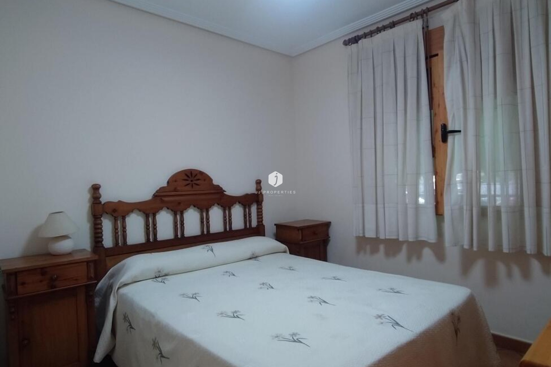 Tweedehands - Appartement / flat -
Torrevieja - La Mata