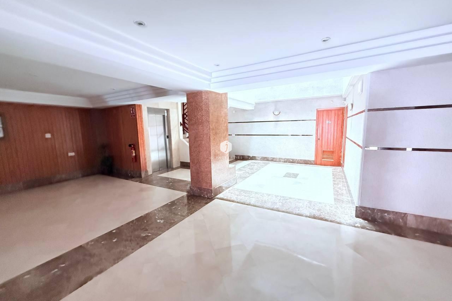 Tweedehands - Appartement / flat -
Torrevieja - La Mata