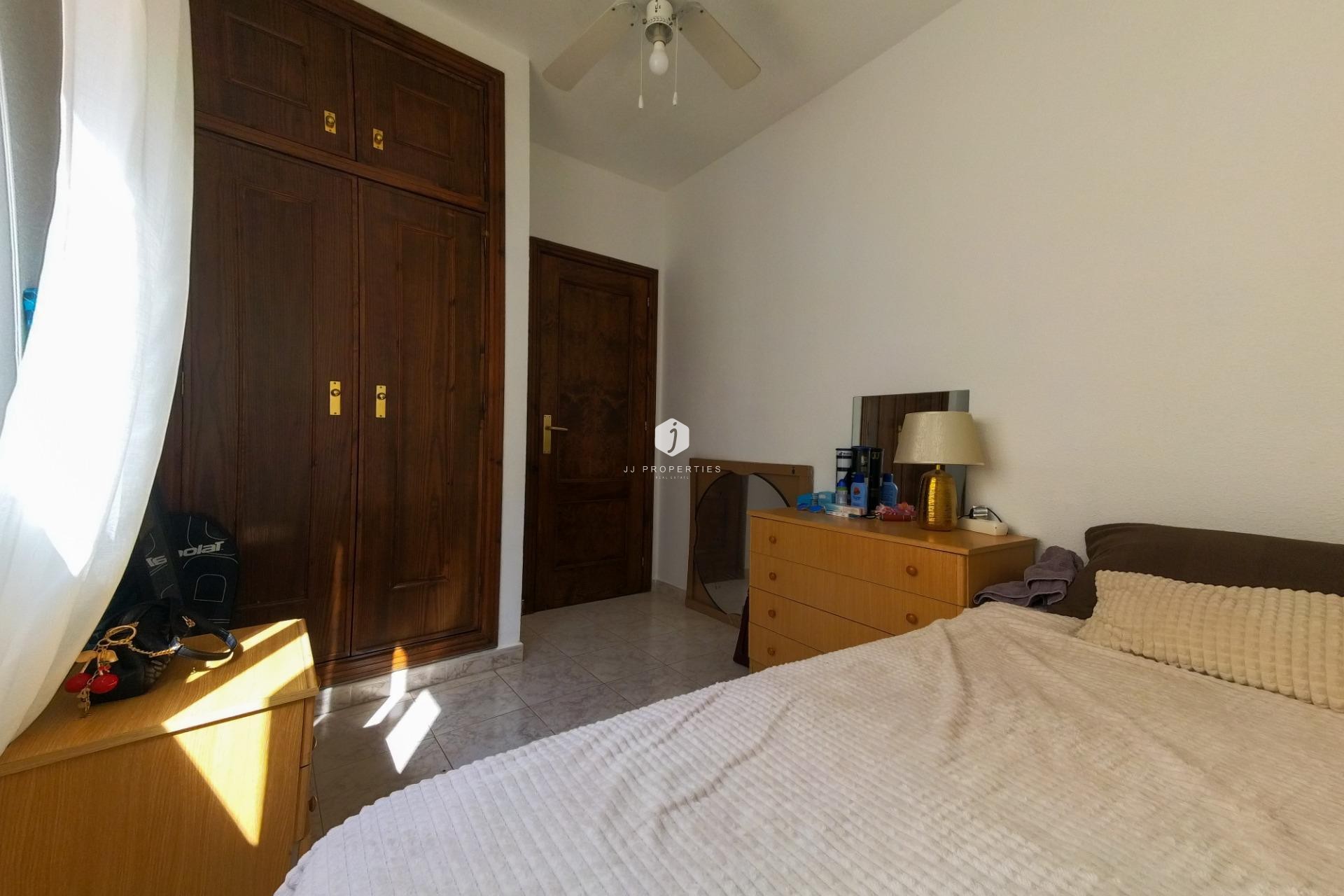 Tweedehands - Appartement / flat -
Torrevieja - La Mata