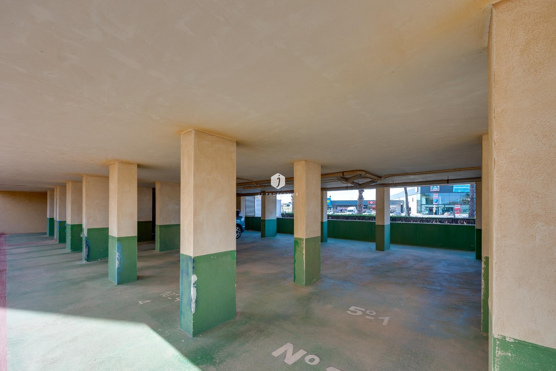 Tweedehands - Appartement / flat -
Torrevieja - La veleta