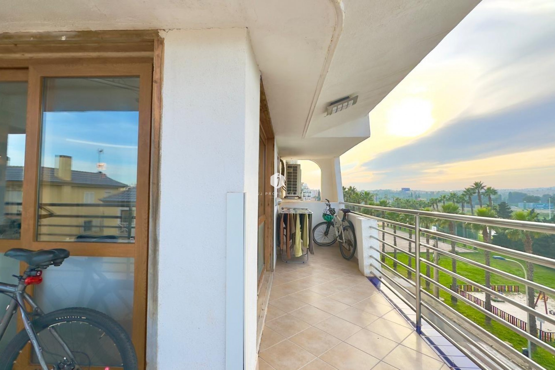 Tweedehands - Appartement / flat -
Torrevieja - La veleta