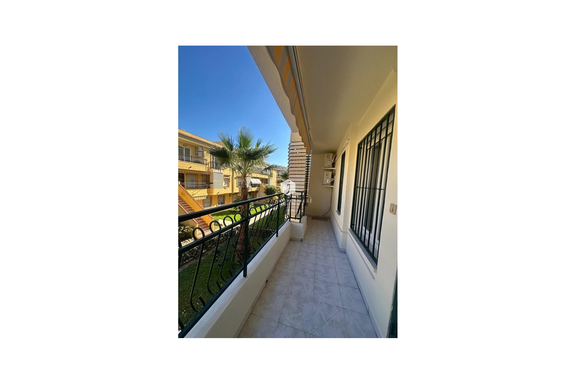 Tweedehands - Appartement / flat -
Torrevieja - La veleta