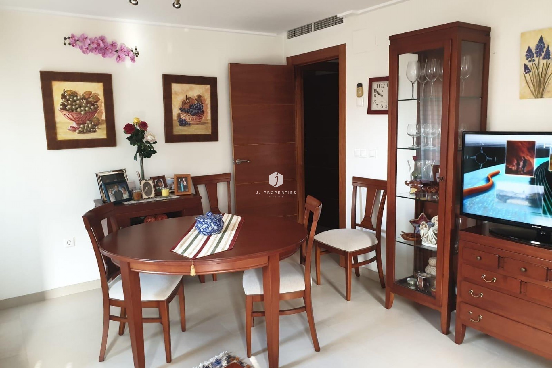 Tweedehands - Appartement / flat -
Torrevieja - Las Piscinas Naturales