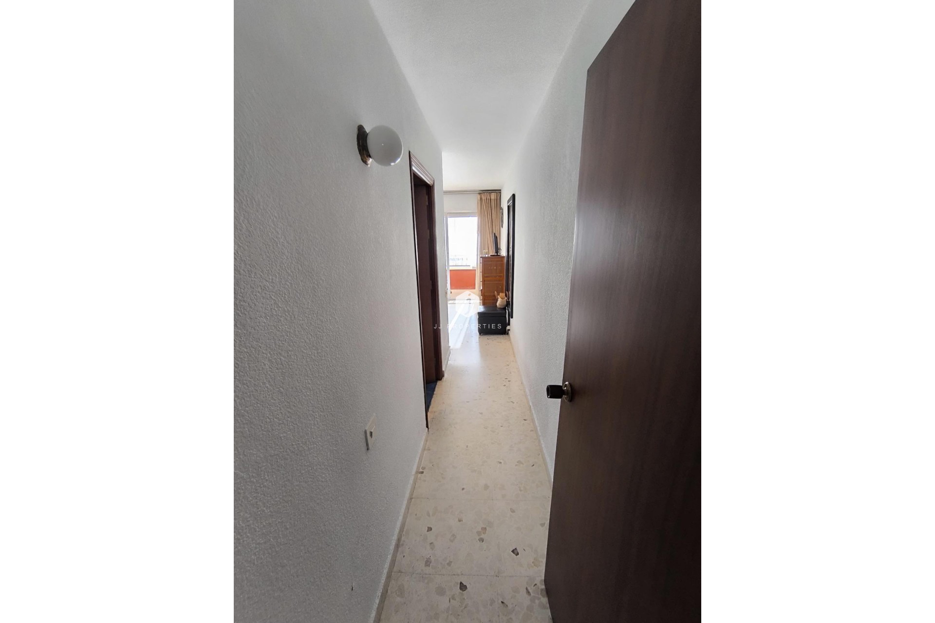 Tweedehands - Appartement / flat -
Torrevieja - Las Piscinas Naturales