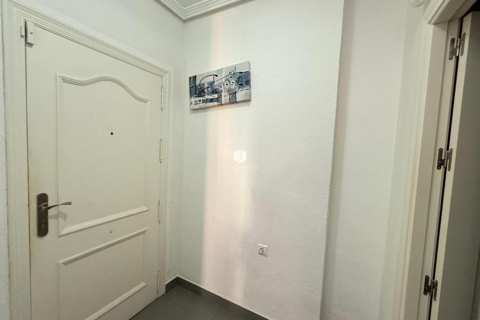 Tweedehands - Appartement / flat -
Torrevieja - Las Piscinas Naturales