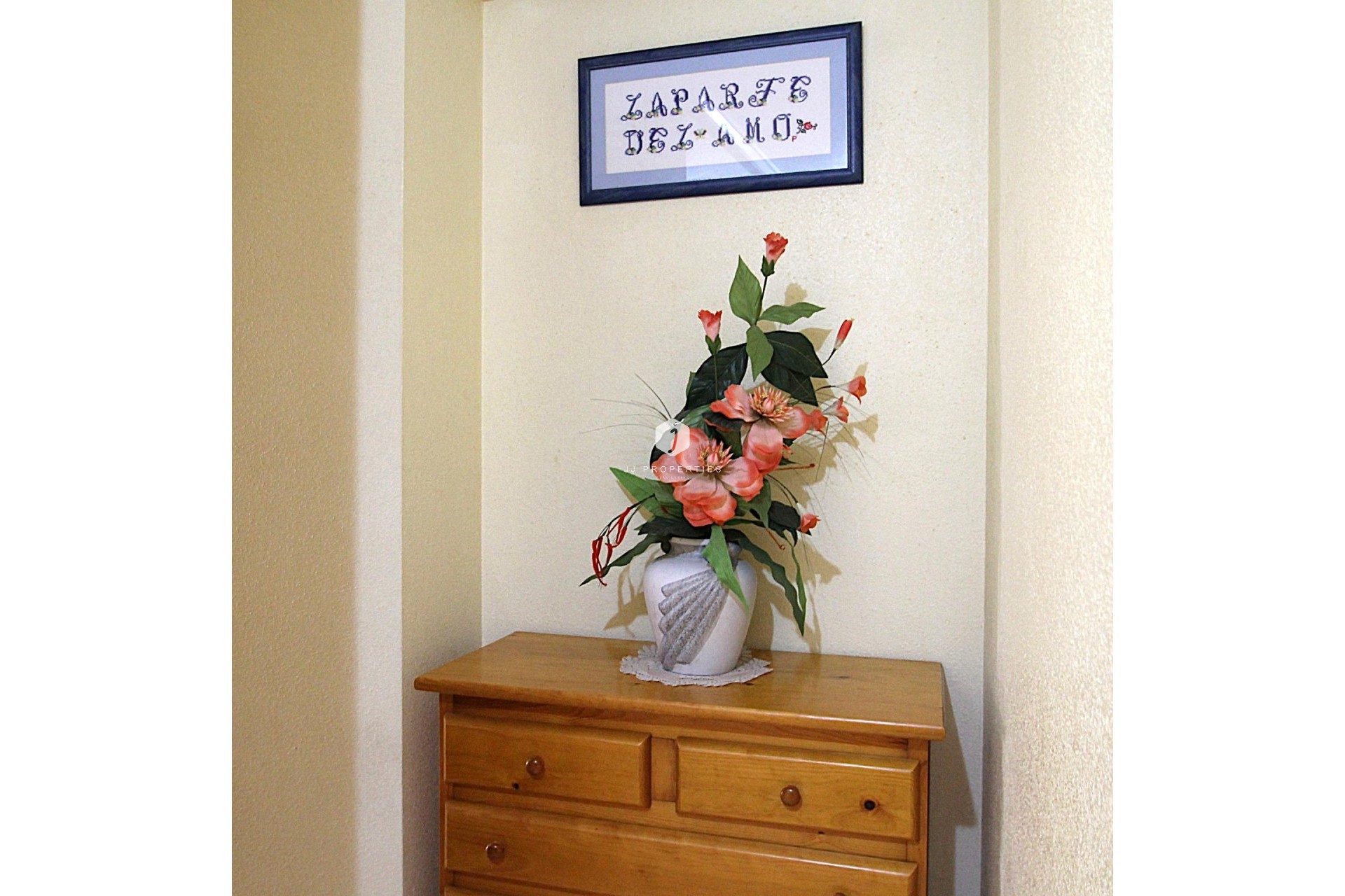 Tweedehands - Appartement / flat -
Torrevieja - Las Piscinas Naturales