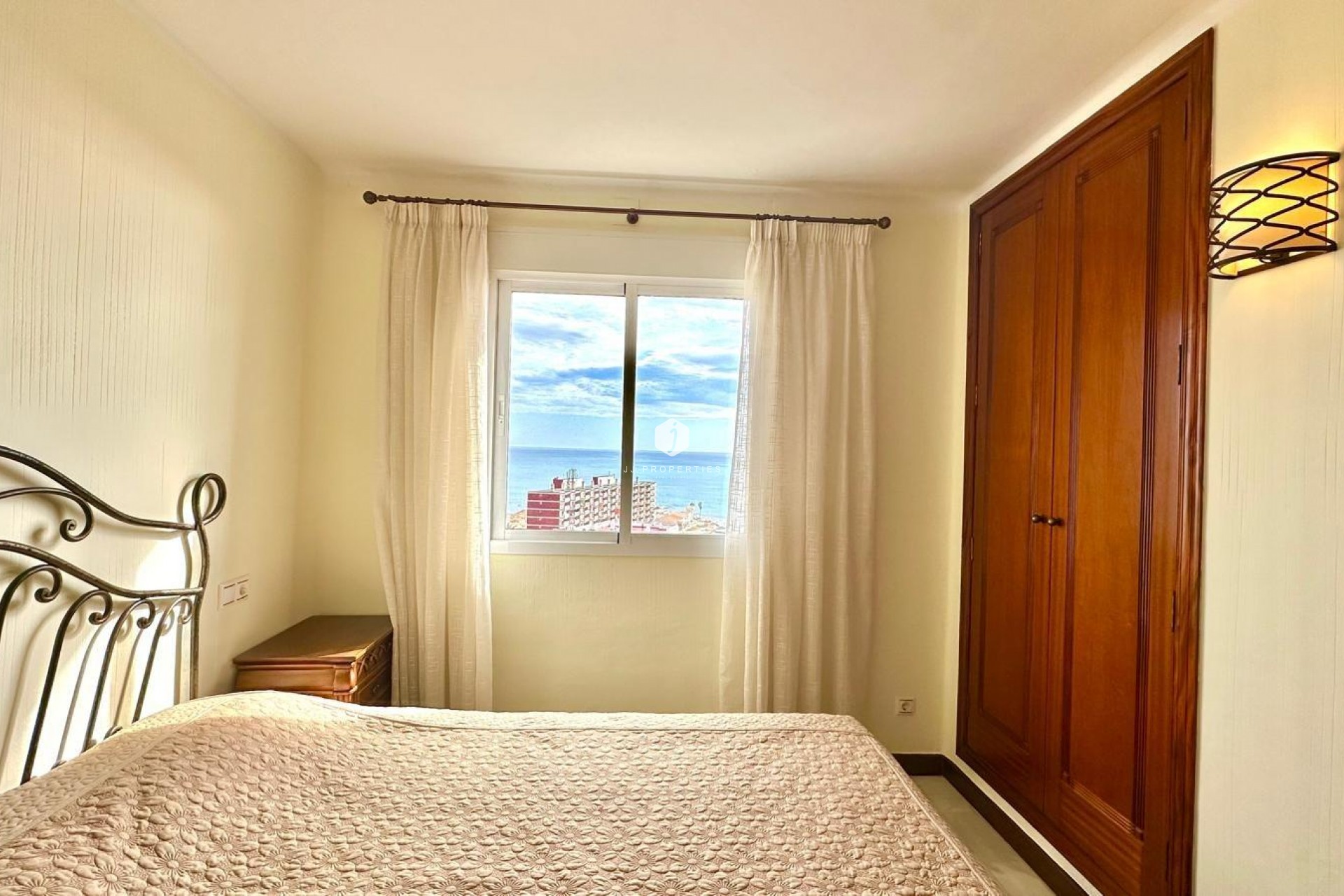 Tweedehands - Appartement / flat -
Torrevieja - Los Frutales