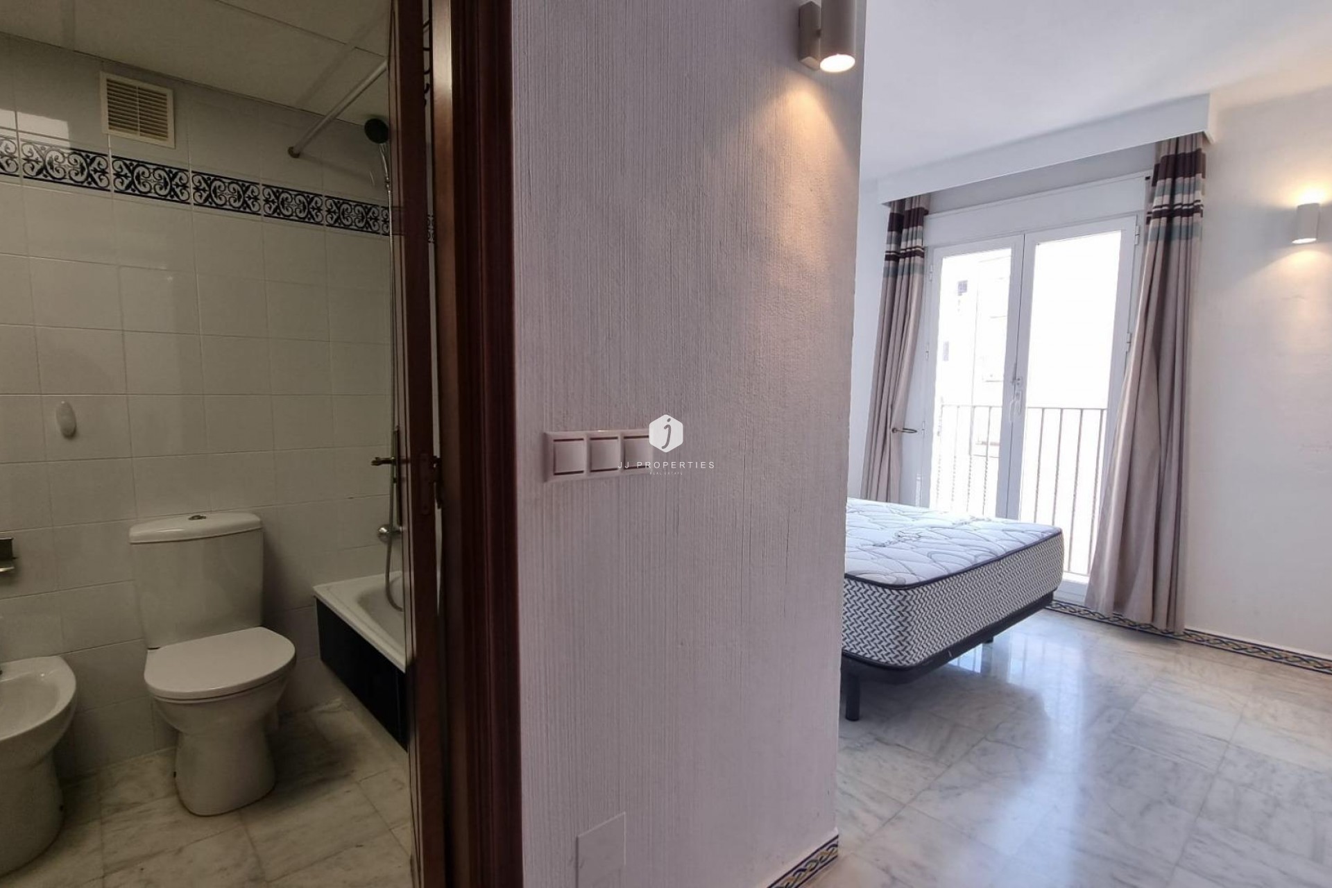 Tweedehands - Appartement / flat -
Torrevieja - Los Frutales