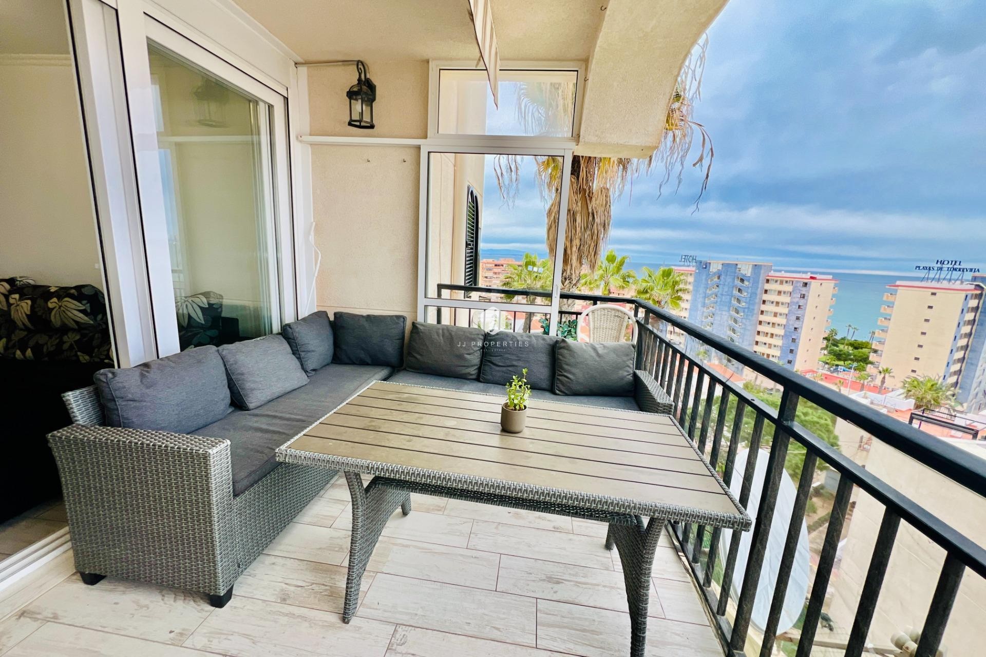 Tweedehands - Appartement / flat -
Torrevieja - Miramar - Torre Del Moro