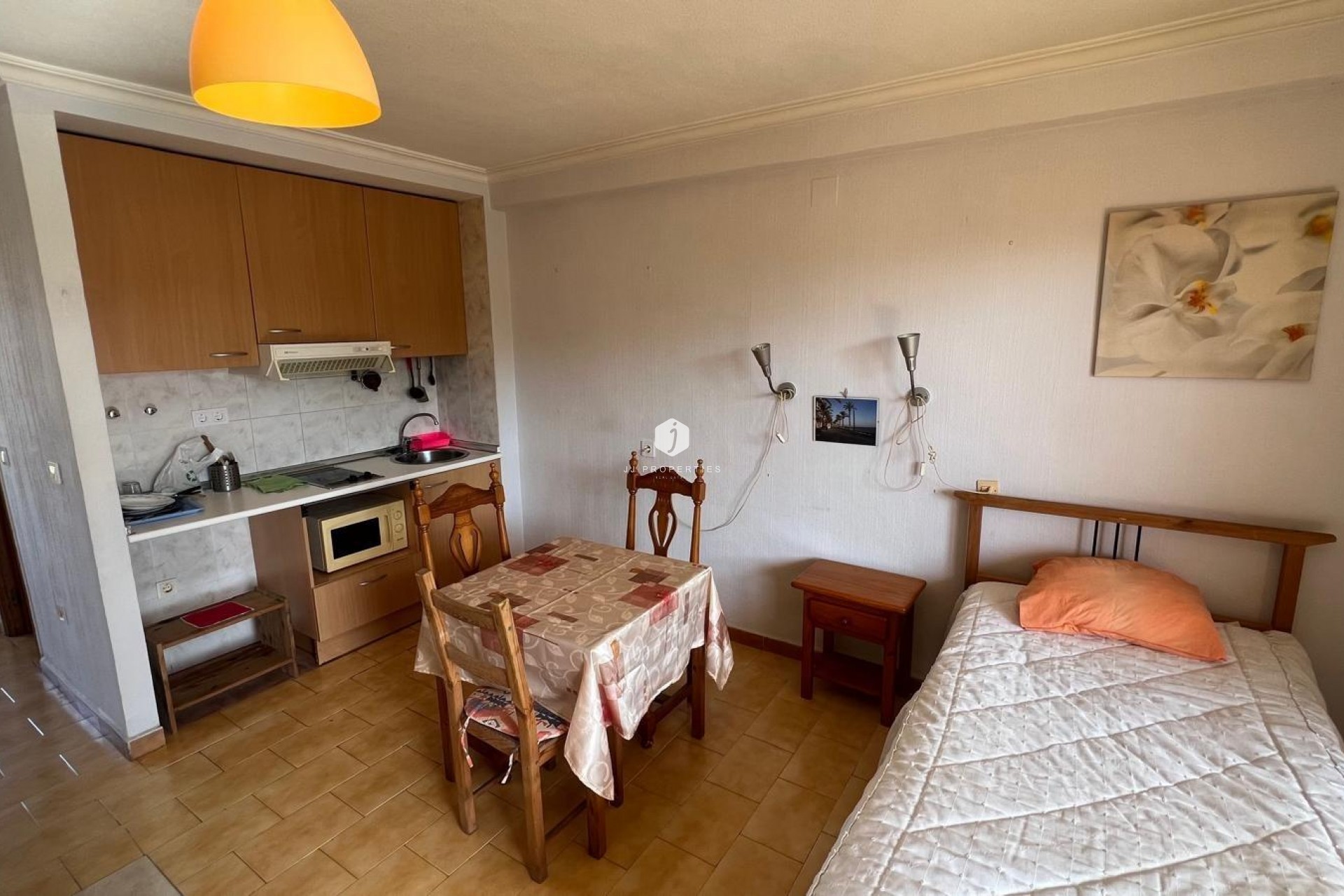Tweedehands - Appartement / flat -
Torrevieja - Miramar - Torre Del Moro