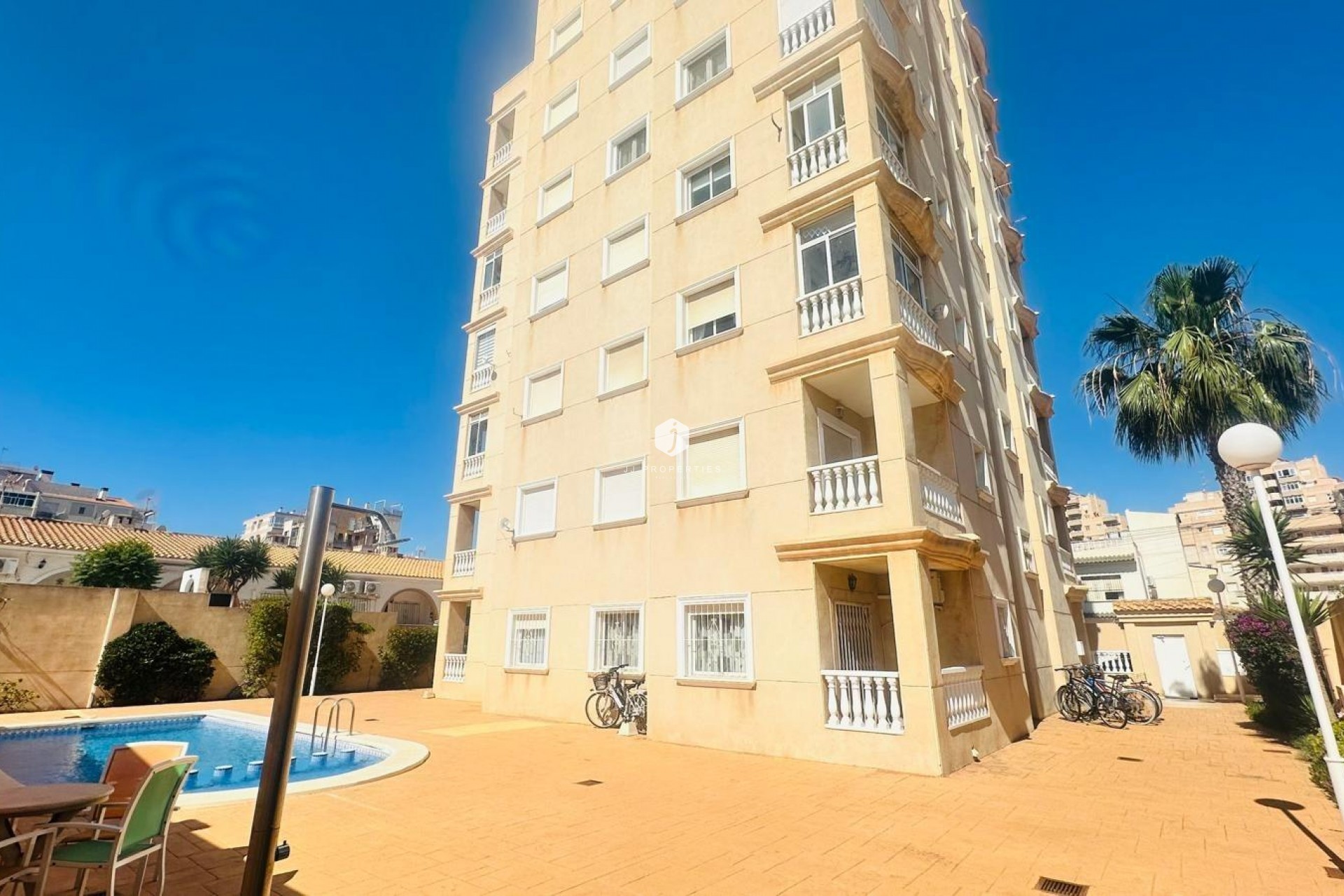 Tweedehands - Appartement / flat -
Torrevieja - Nueva Torrevieja