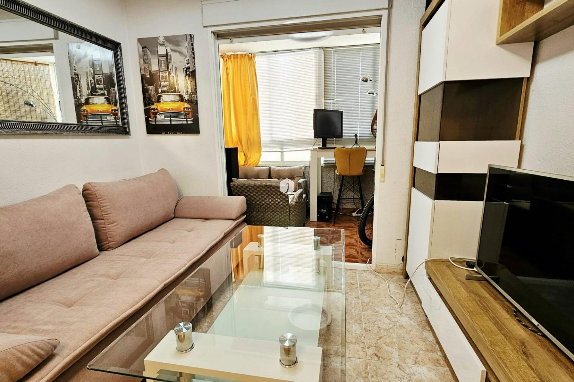 Tweedehands - Appartement / flat -
Torrevieja - Nueva Torrevieja