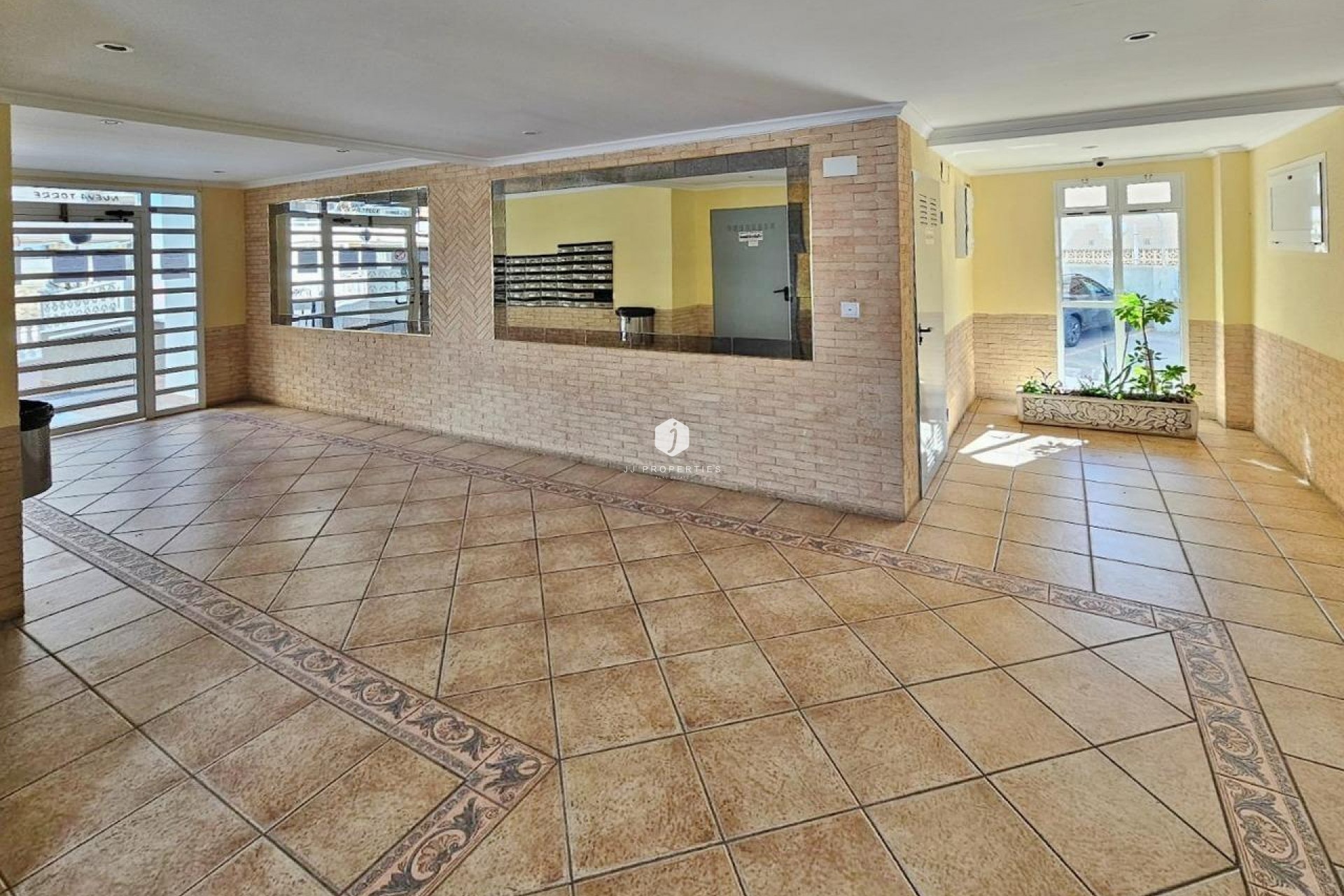 Tweedehands - Appartement / flat -
Torrevieja - Nueva Torrevieja