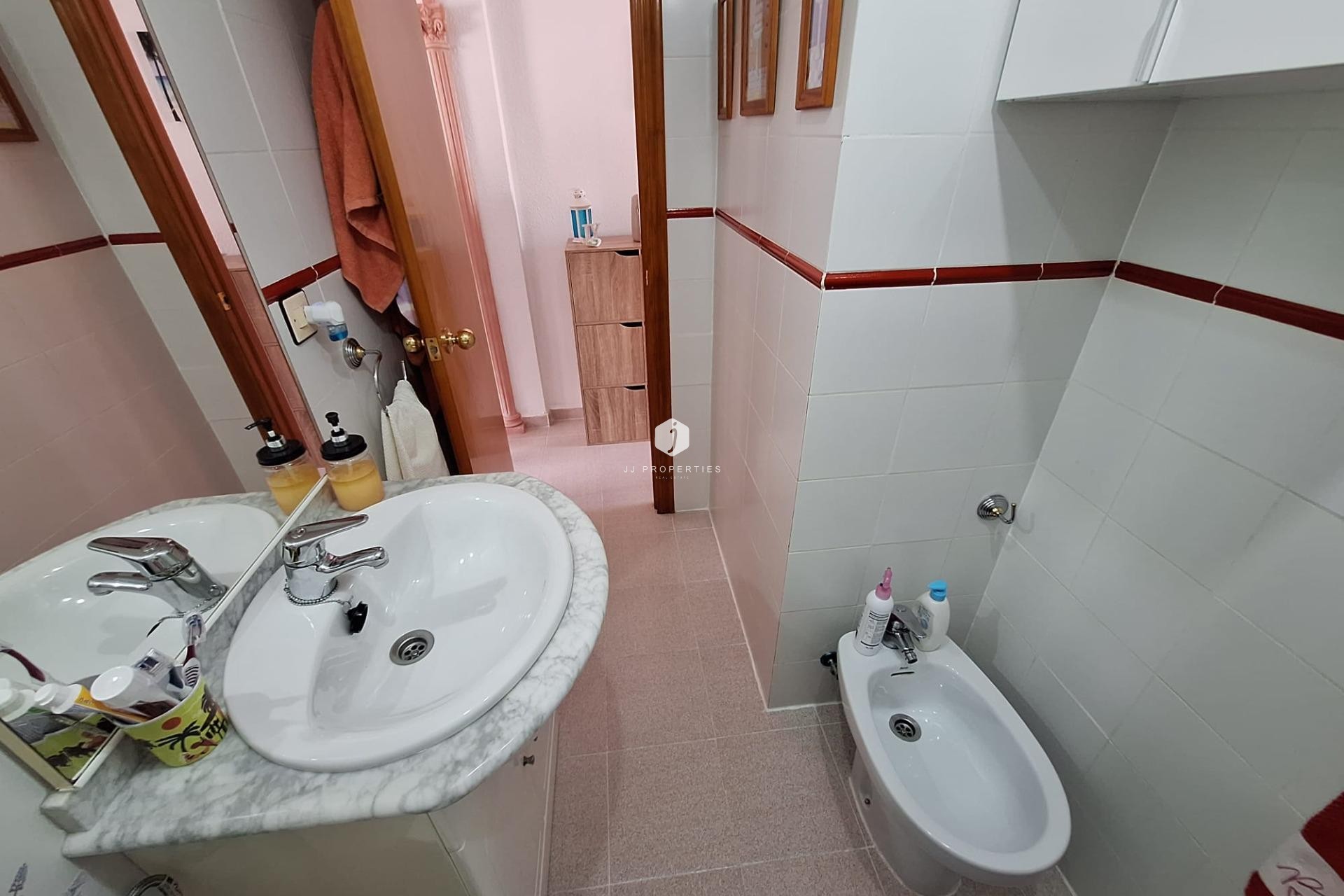 Tweedehands - Appartement / flat -
Torrevieja - Nueva Torrevieja