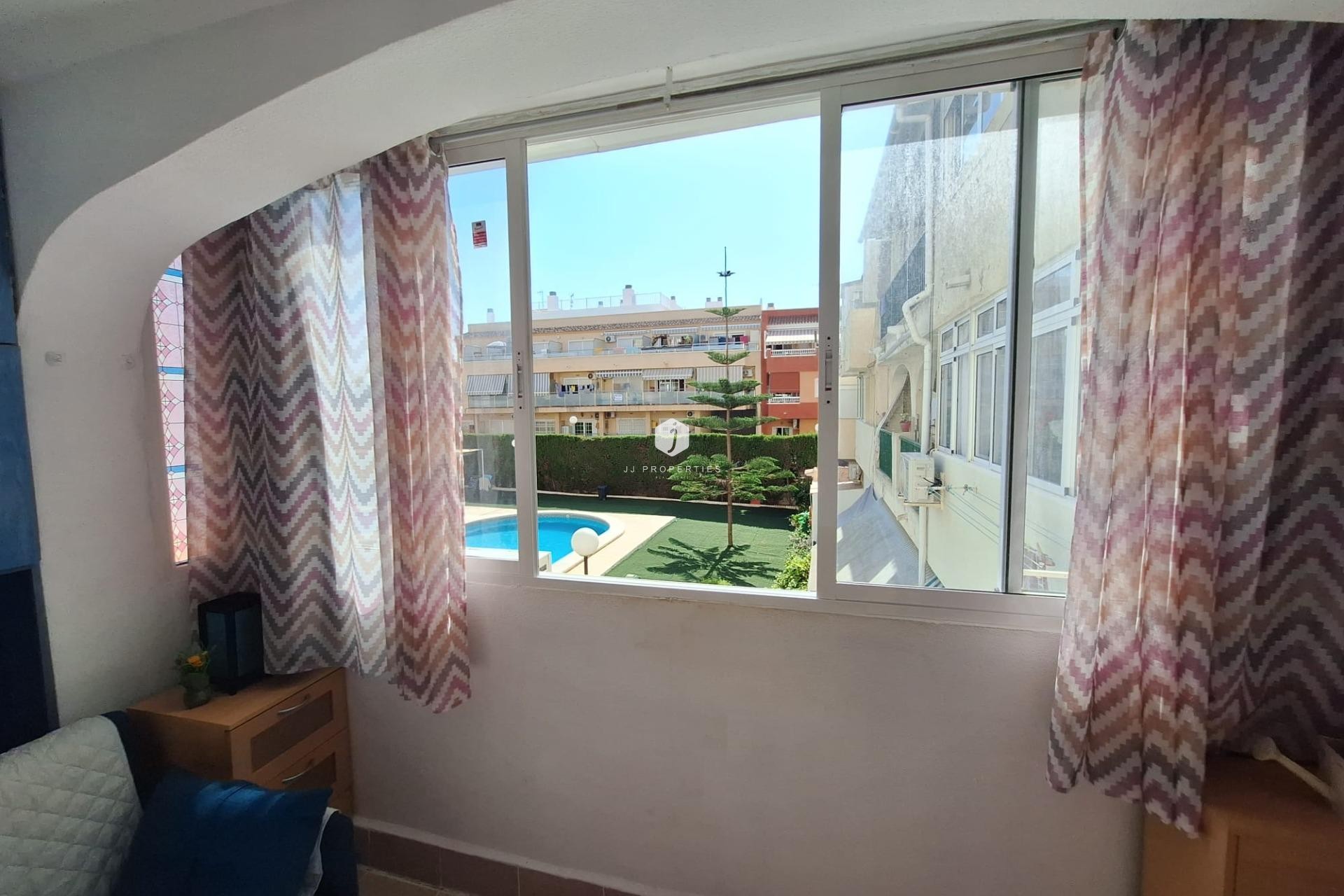 Tweedehands - Appartement / flat -
Torrevieja - Nueva Torrevieja