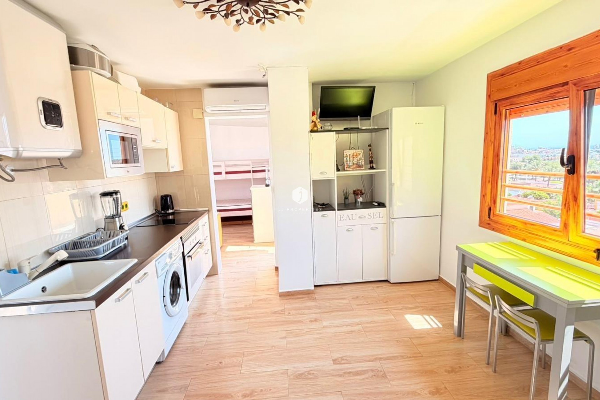Tweedehands - Appartement / flat -
Torrevieja - Nueva Torrevieja