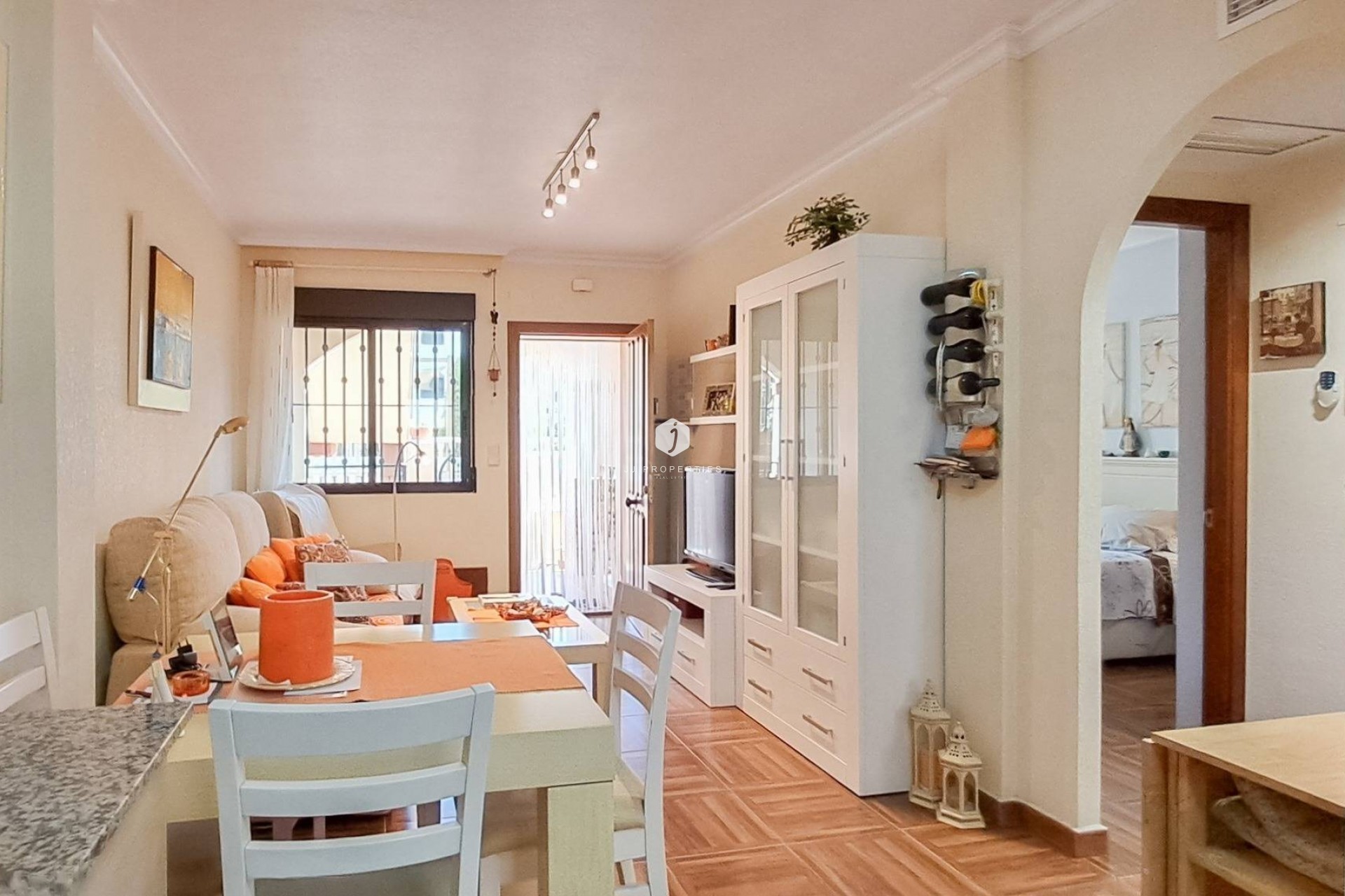 Tweedehands - Appartement / flat -
Torrevieja - Parque Acuático - Sector 25