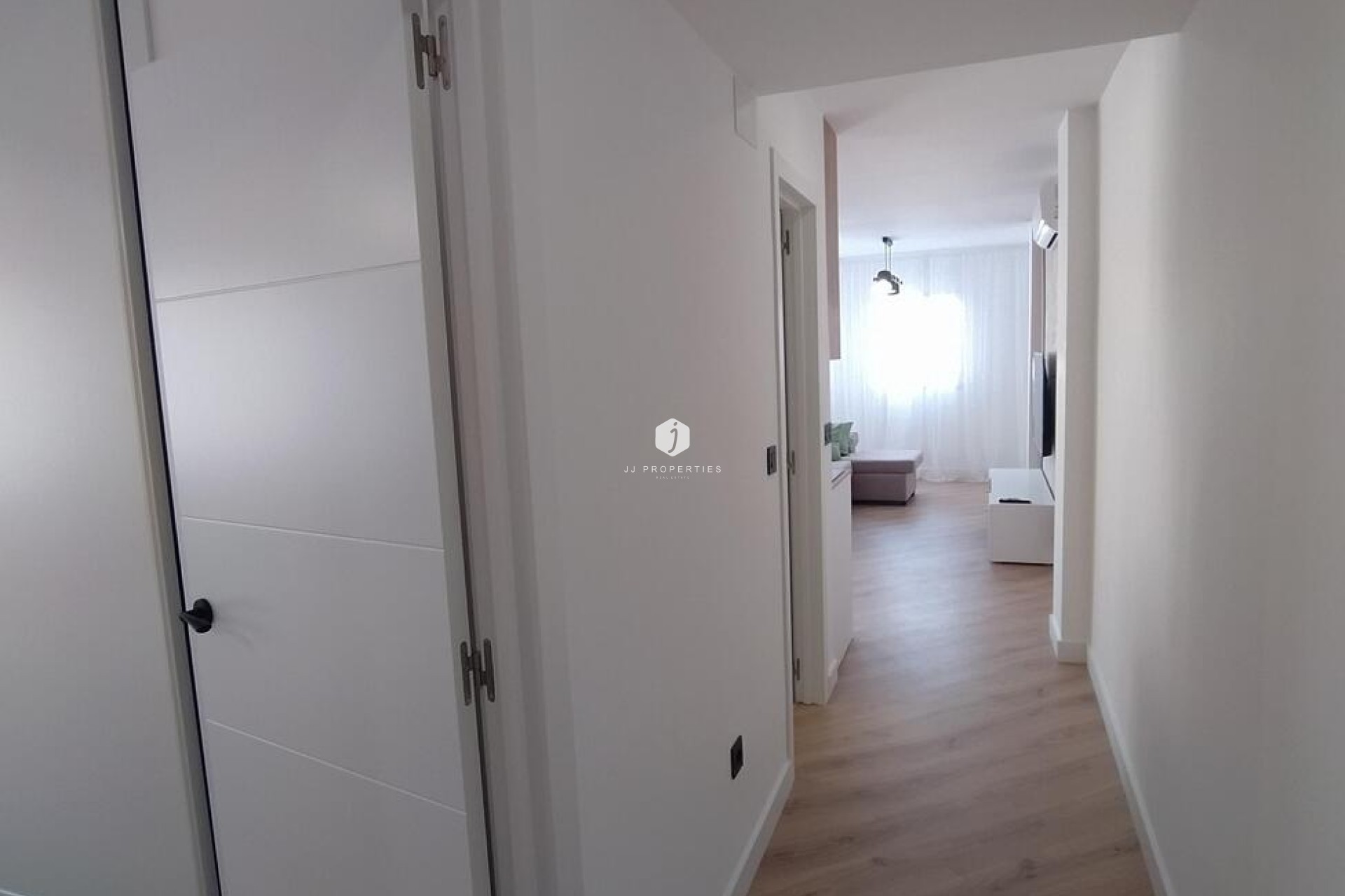 Tweedehands - Appartement / flat -
Torrevieja - PARQUE DE LAS NACIONES