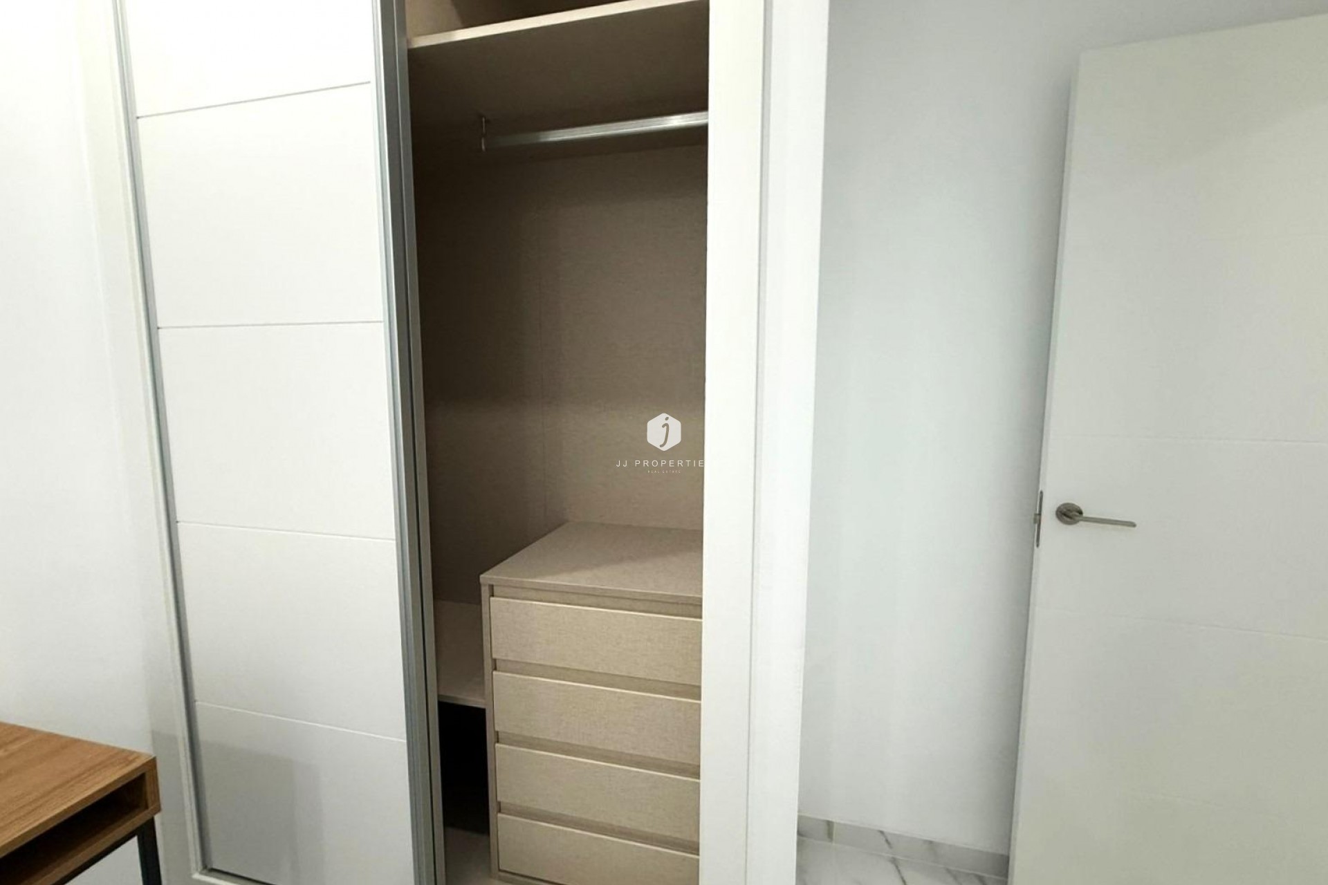 Tweedehands - Appartement / flat -
Torrevieja - PARQUE DE LAS NACIONES