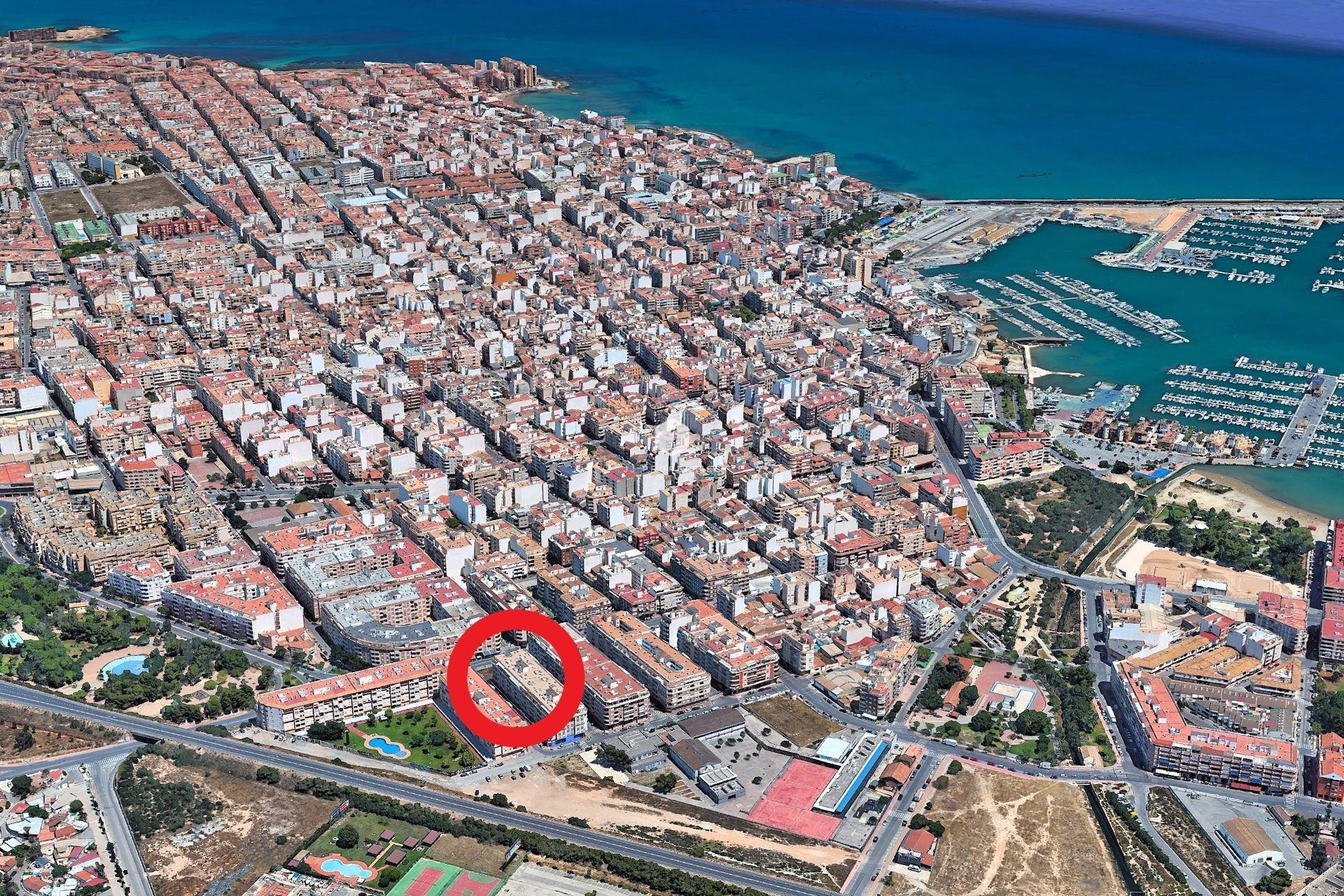 Tweedehands - Appartement / flat -
Torrevieja - PARQUE DE LAS NACIONES