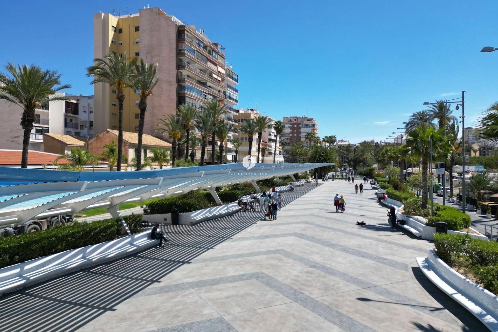 Tweedehands - Appartement / flat -
Torrevieja - PARQUE DE LAS NACIONES