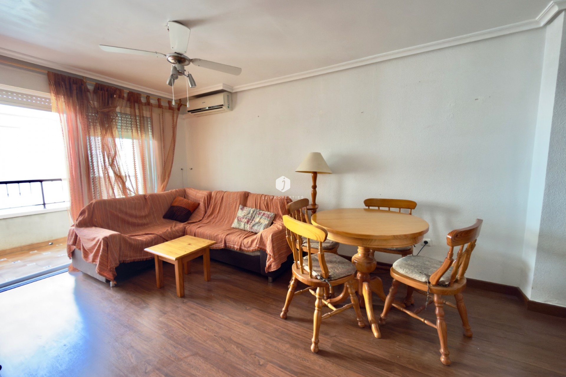 Tweedehands - Appartement / flat -
Torrevieja - Parque las naciones