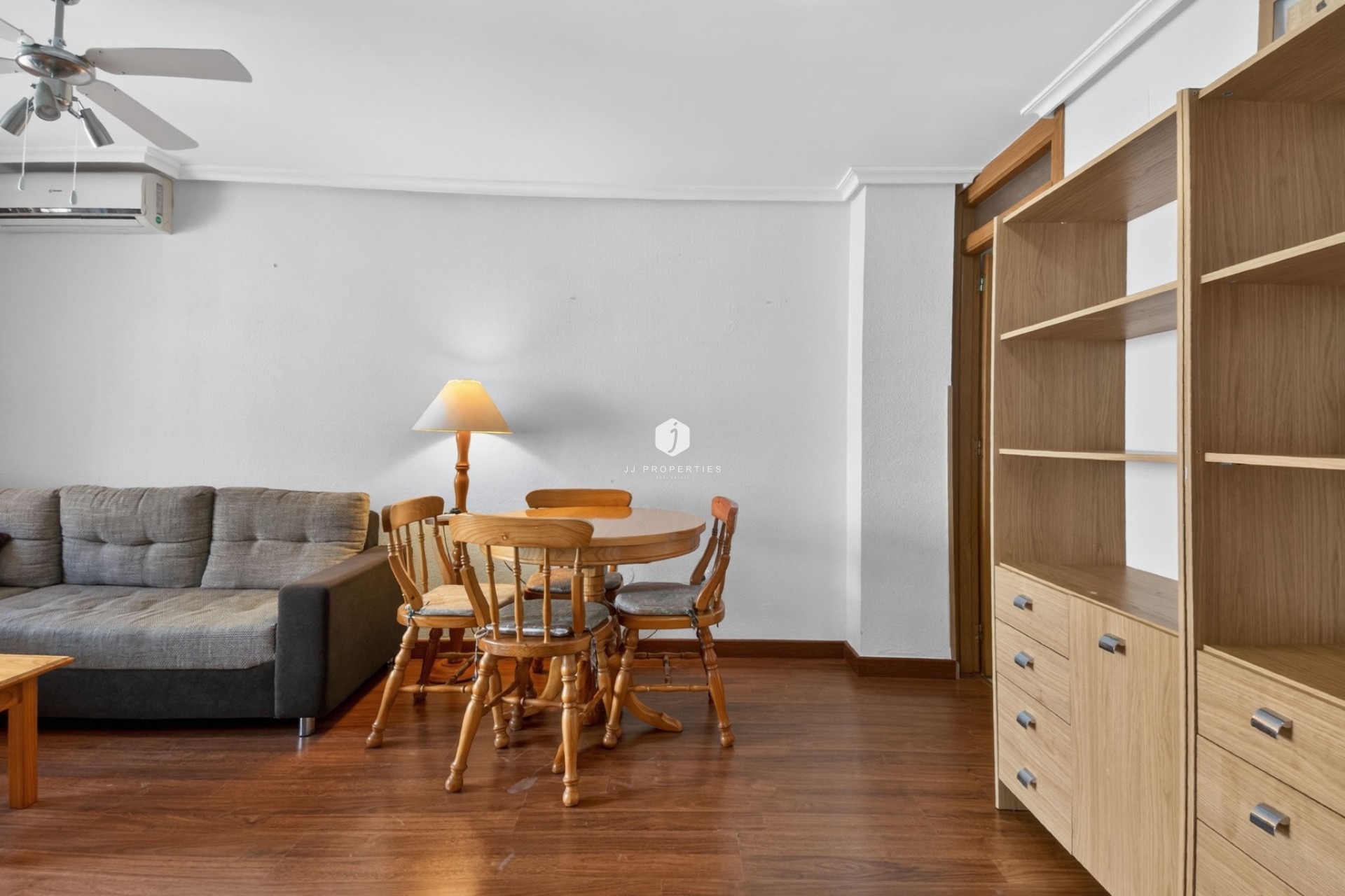 Tweedehands - Appartement / flat -
Torrevieja - Parque las naciones