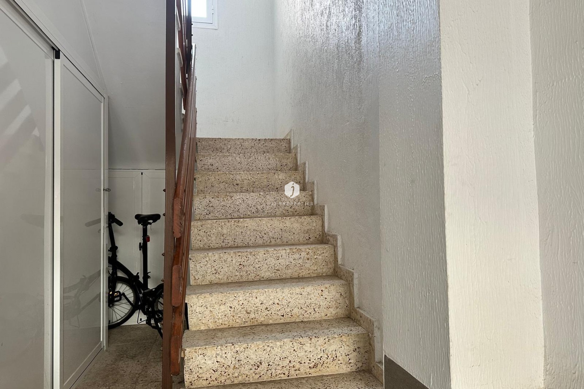 Tweedehands - Appartement / flat -
Torrevieja - Paseo maritimo