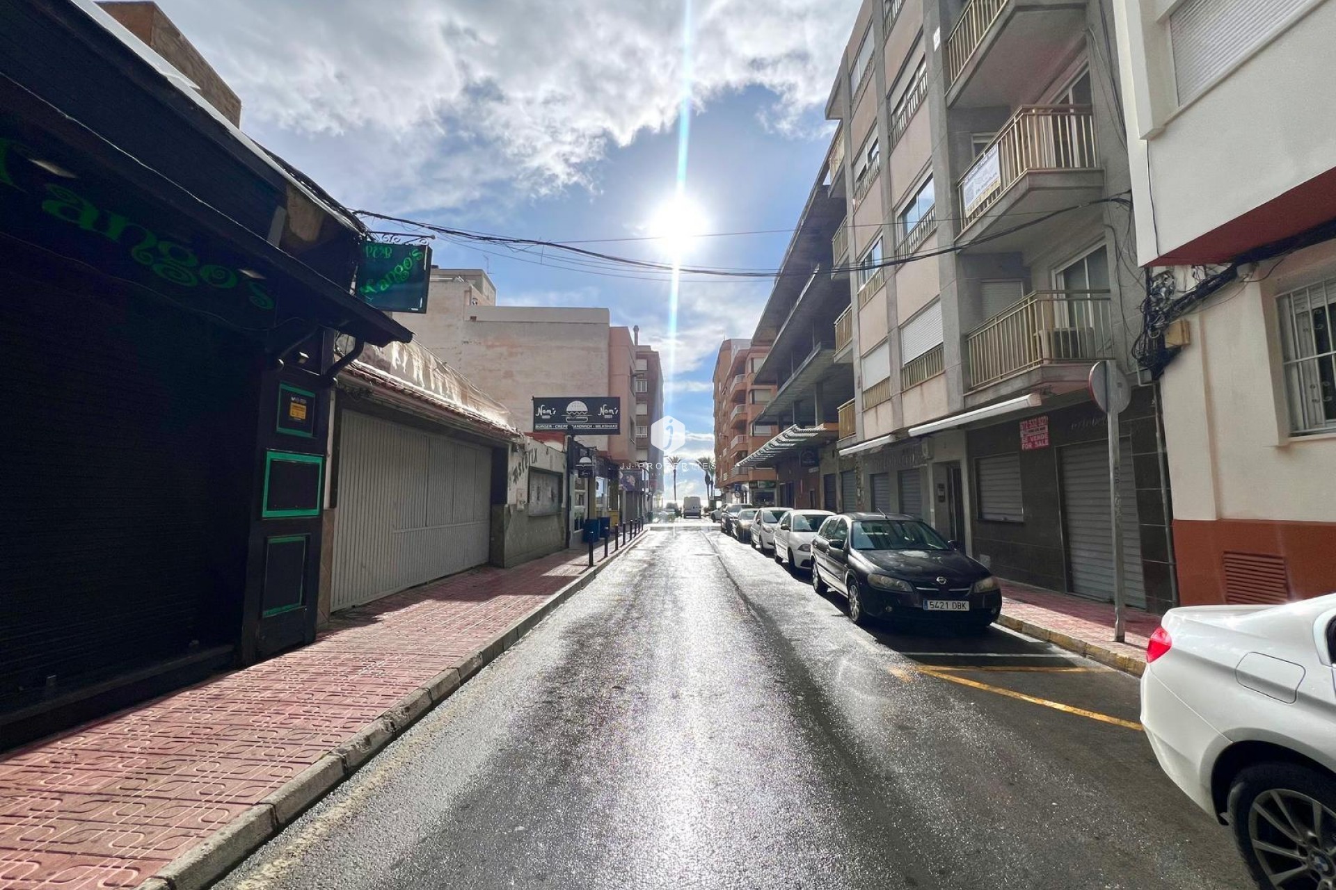 Tweedehands - Appartement / flat -
Torrevieja - Paseo maritimo