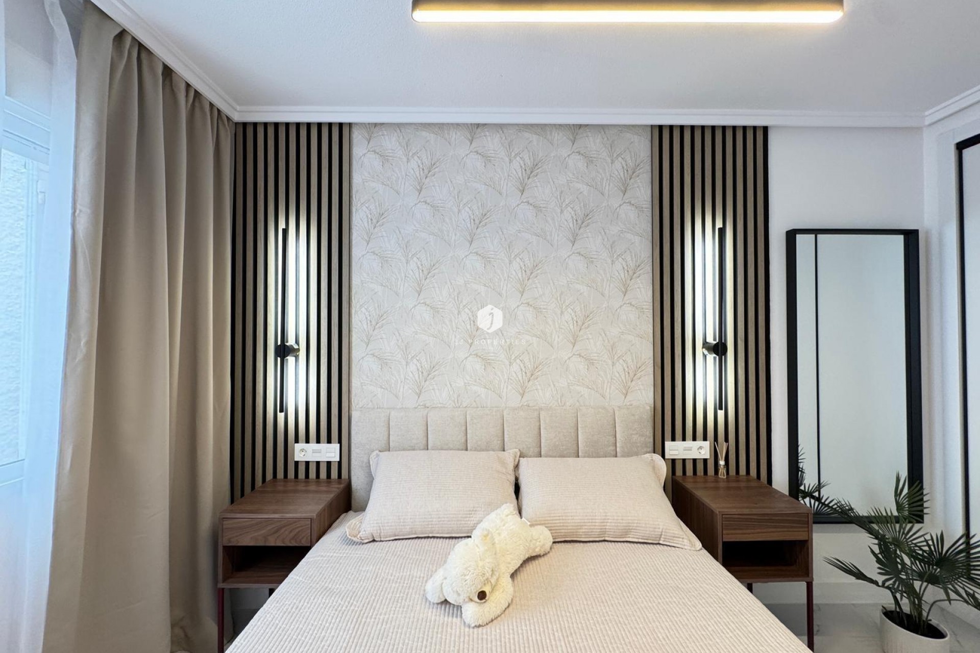 Tweedehands - Appartement / flat -
Torrevieja - Playa de los Locos