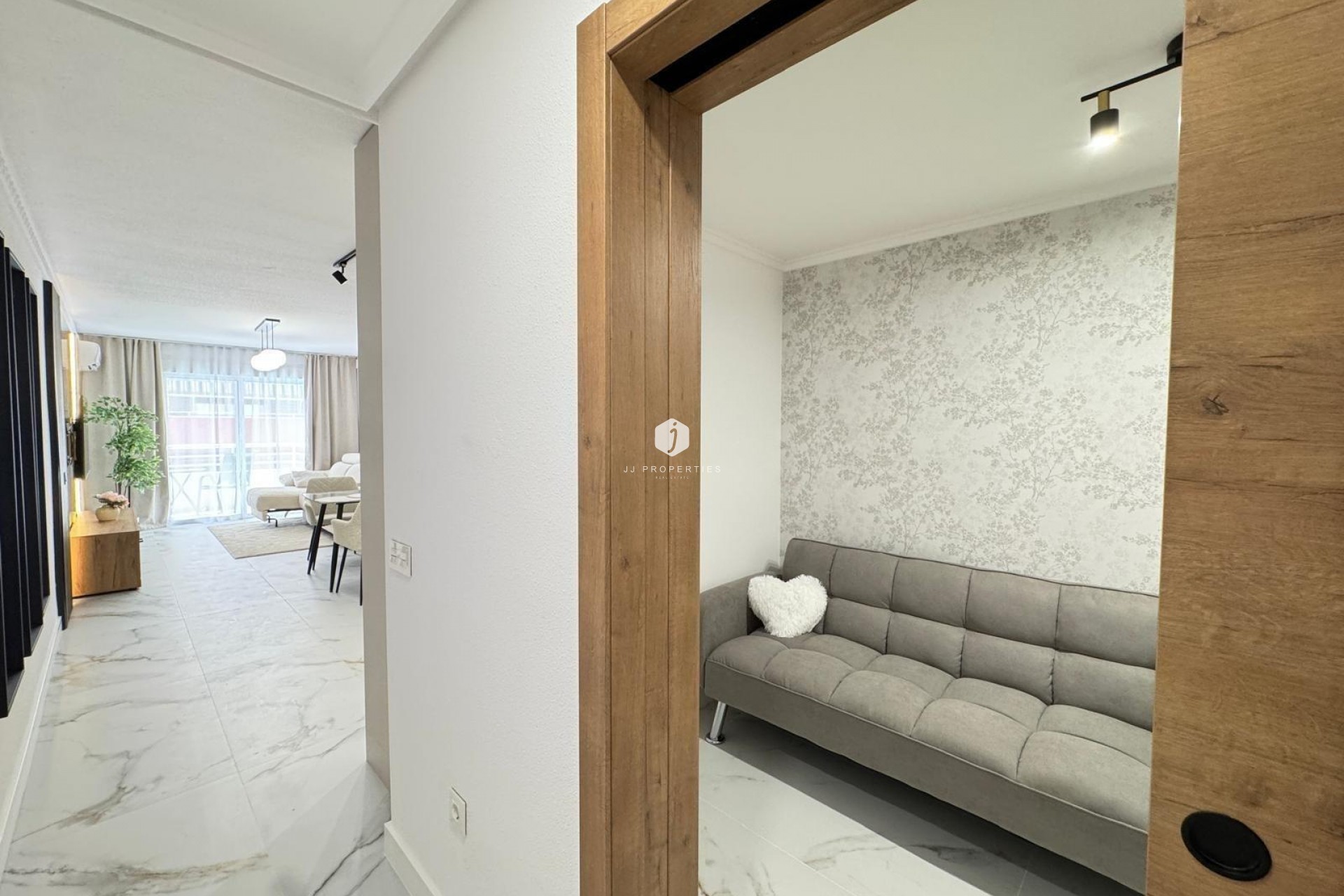 Tweedehands - Appartement / flat -
Torrevieja - Playa de los Locos