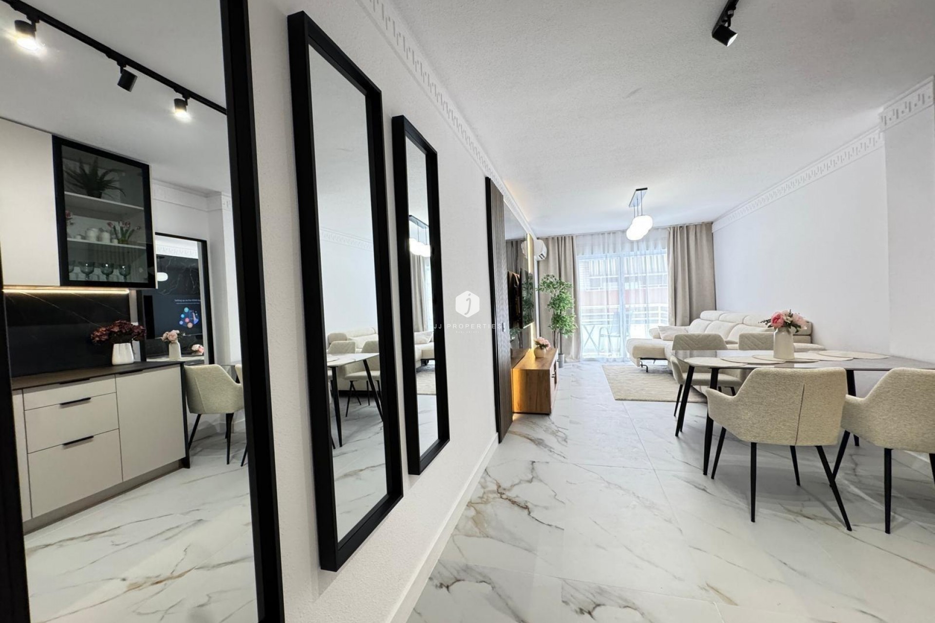 Tweedehands - Appartement / flat -
Torrevieja - Playa de los Locos