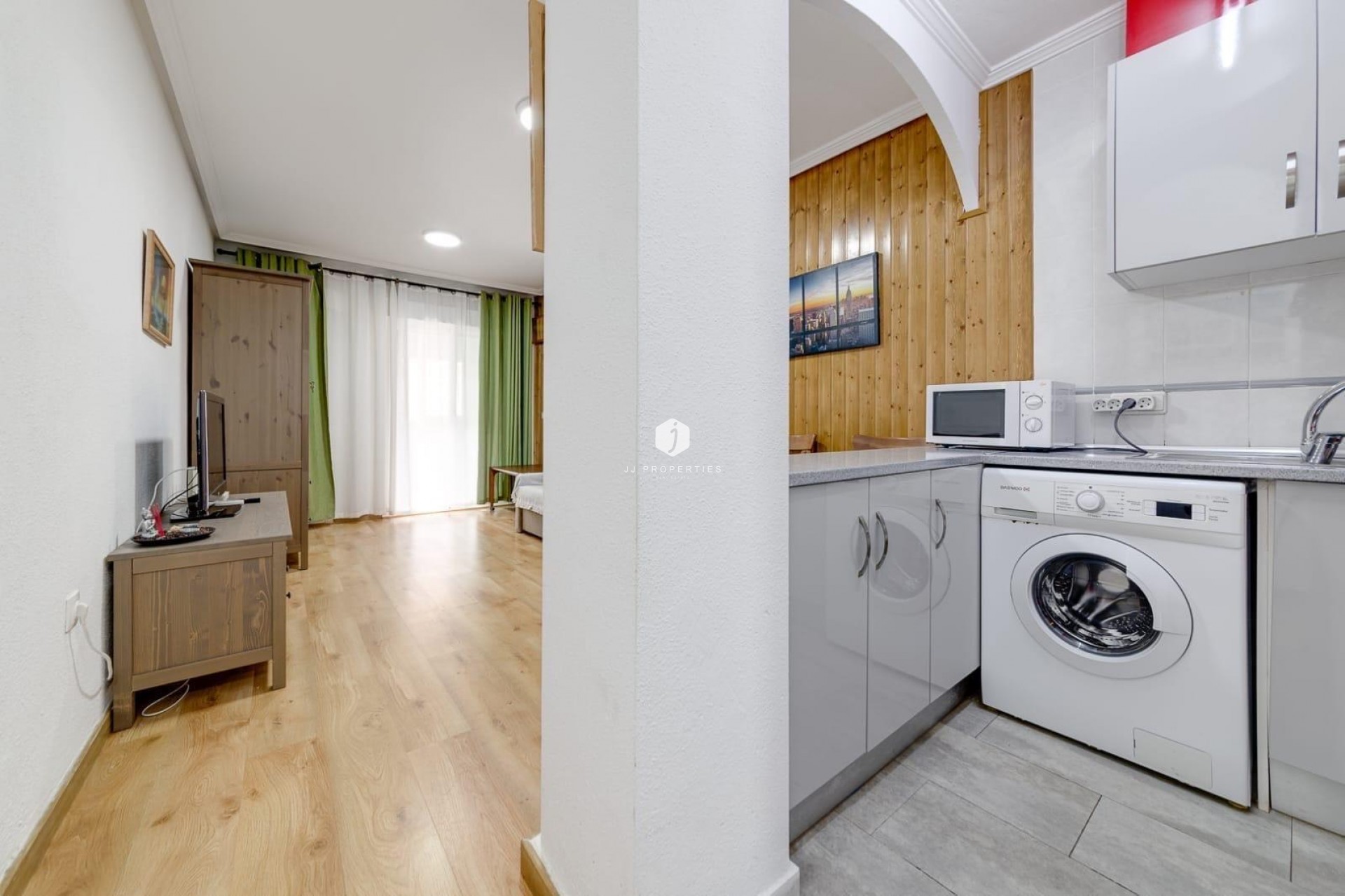 Tweedehands - Appartement / flat -
Torrevieja - Playa de los Locos