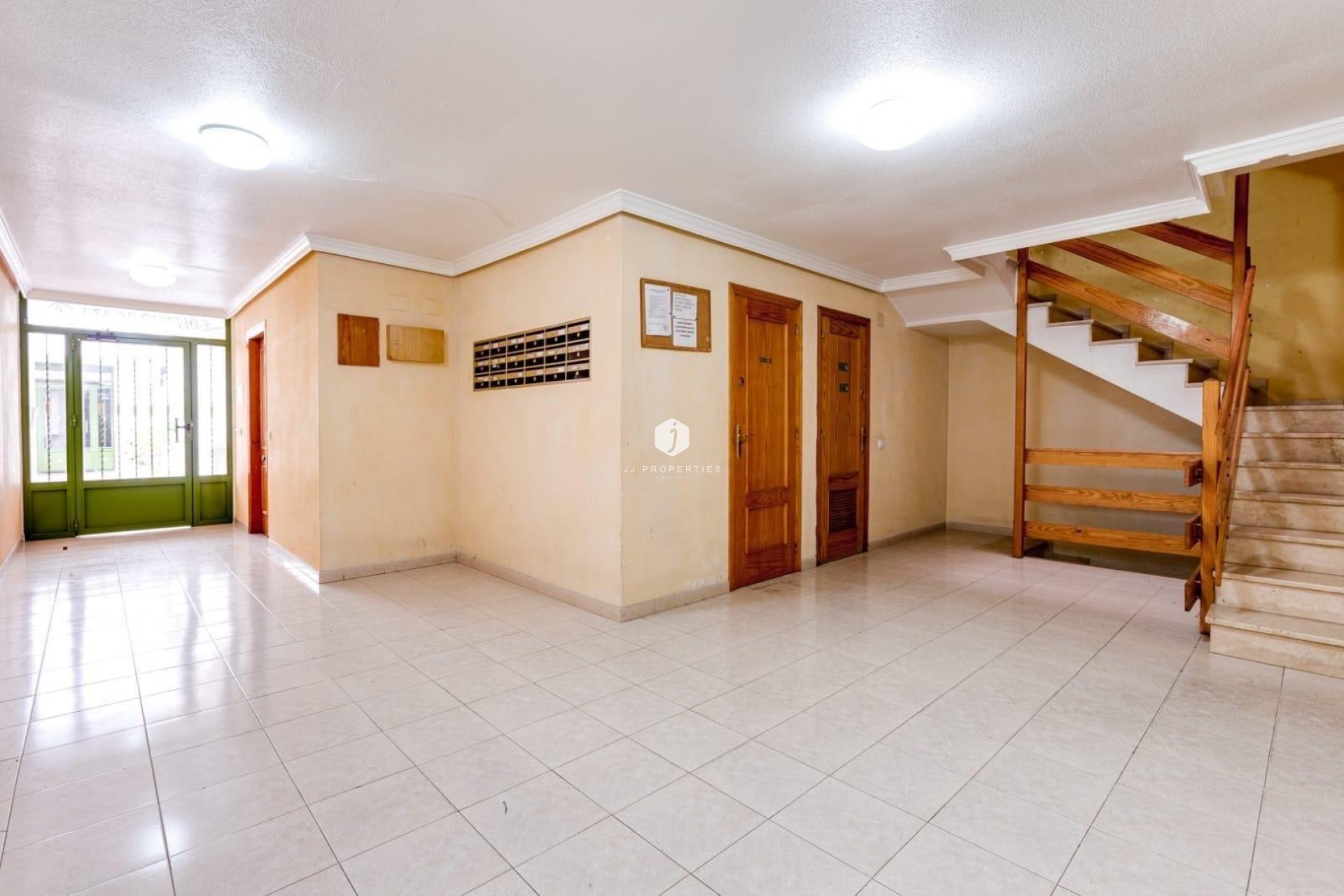 Tweedehands - Appartement / flat -
Torrevieja - Playa de los Locos