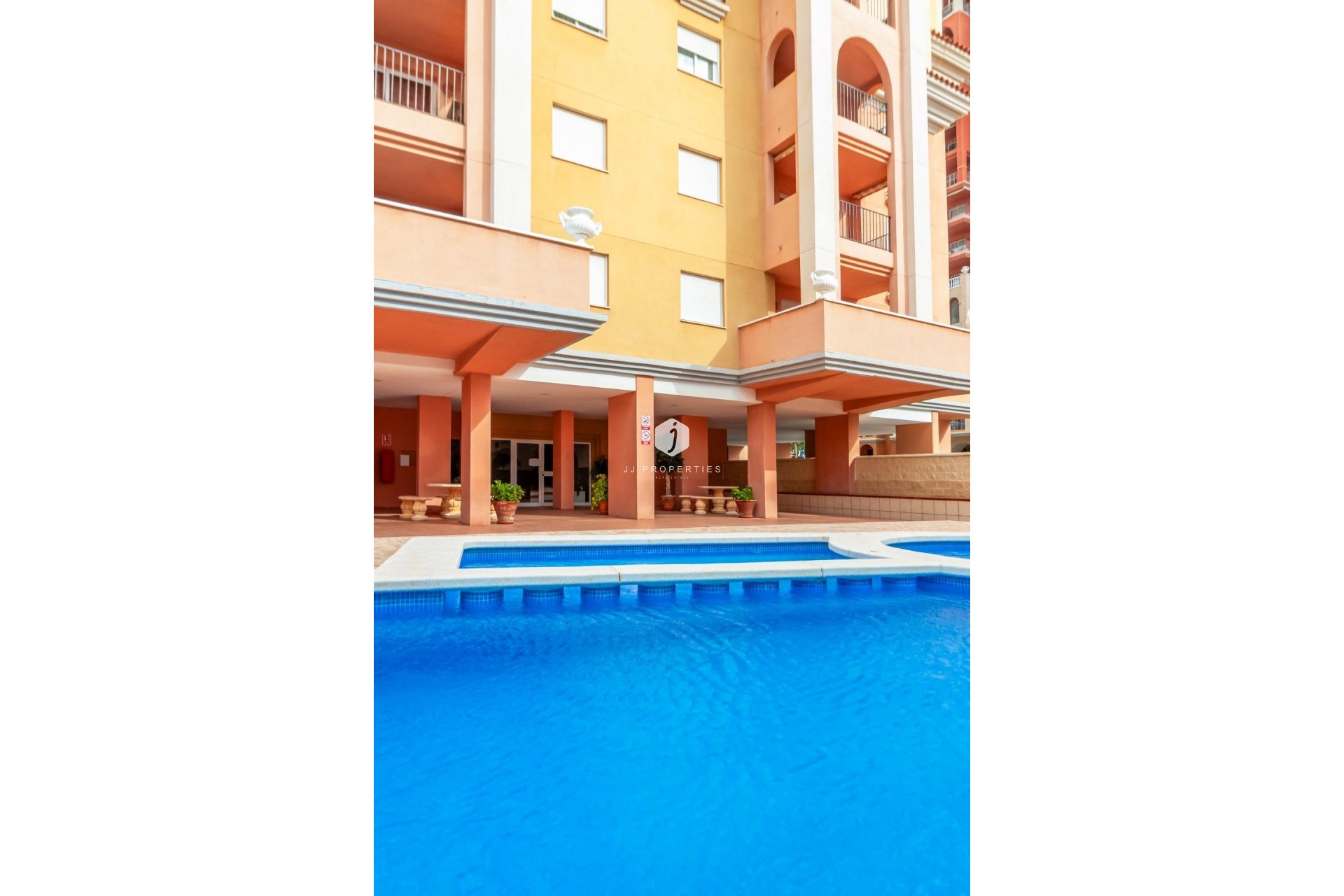 Tweedehands - Appartement / flat -
Torrevieja - Playa de los Locos