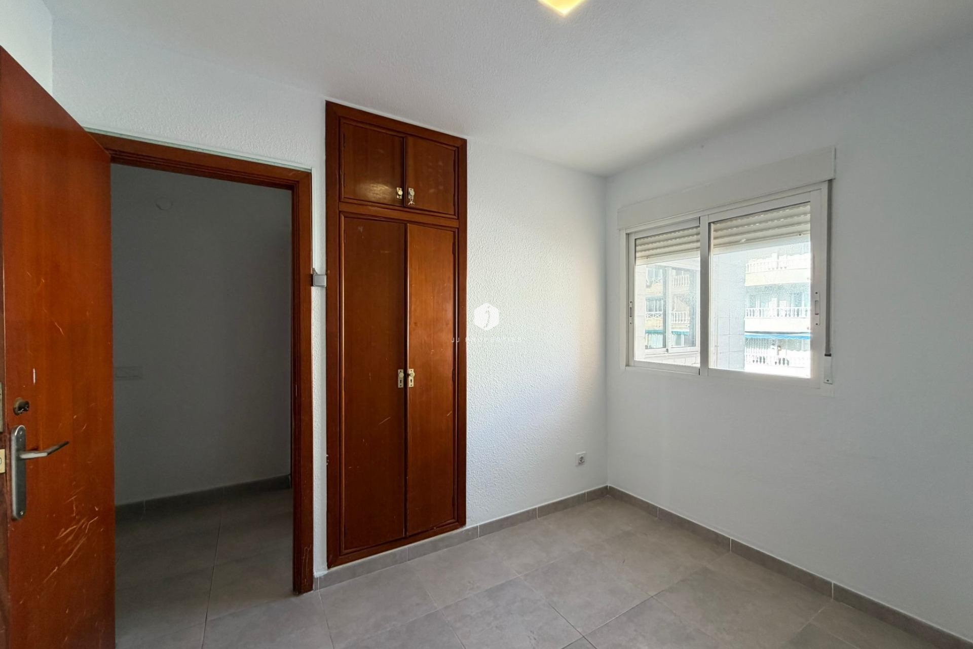 Tweedehands - Appartement / flat -
Torrevieja - Playa de los Locos