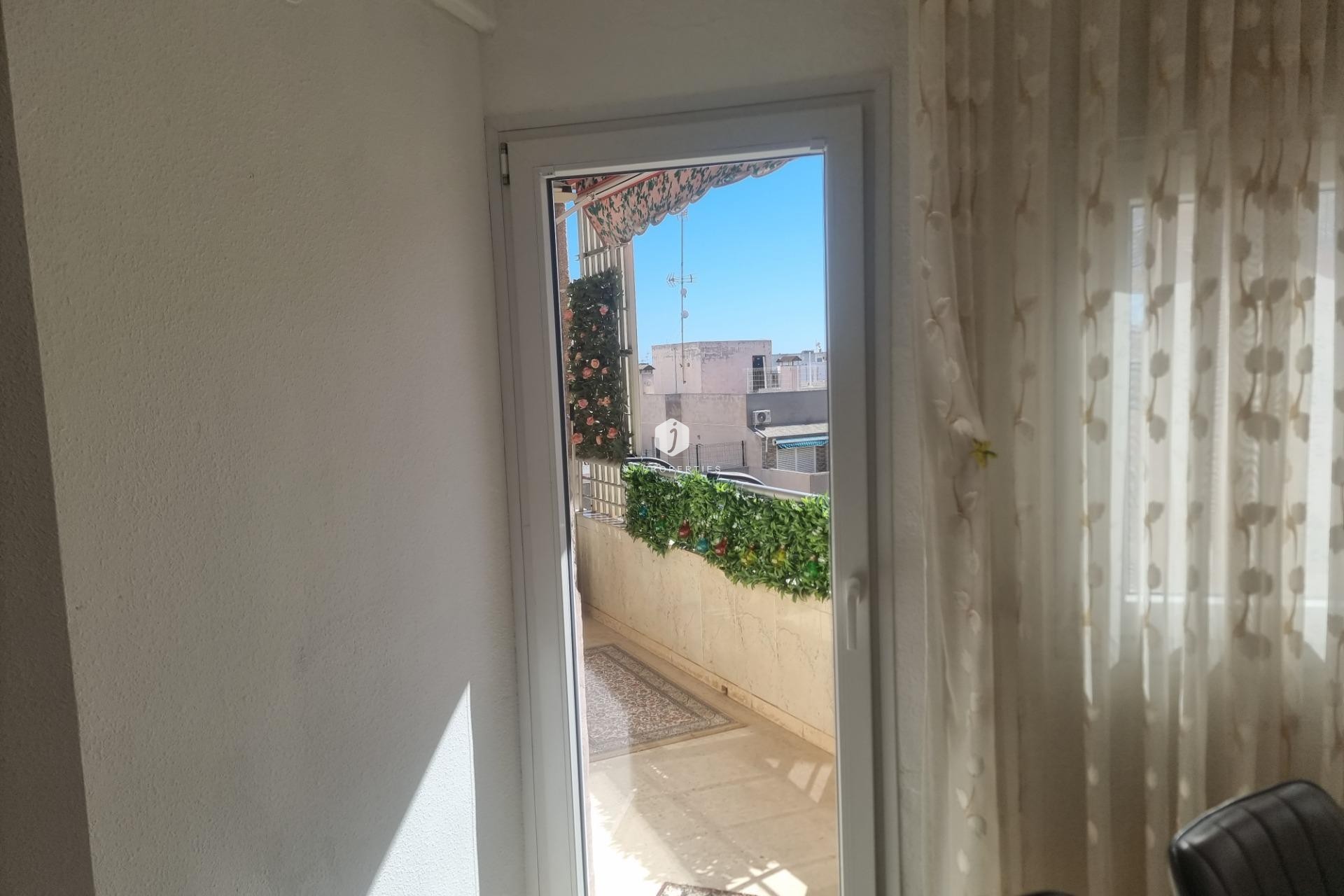 Tweedehands - Appartement / flat -
Torrevieja - Playa de los Locos