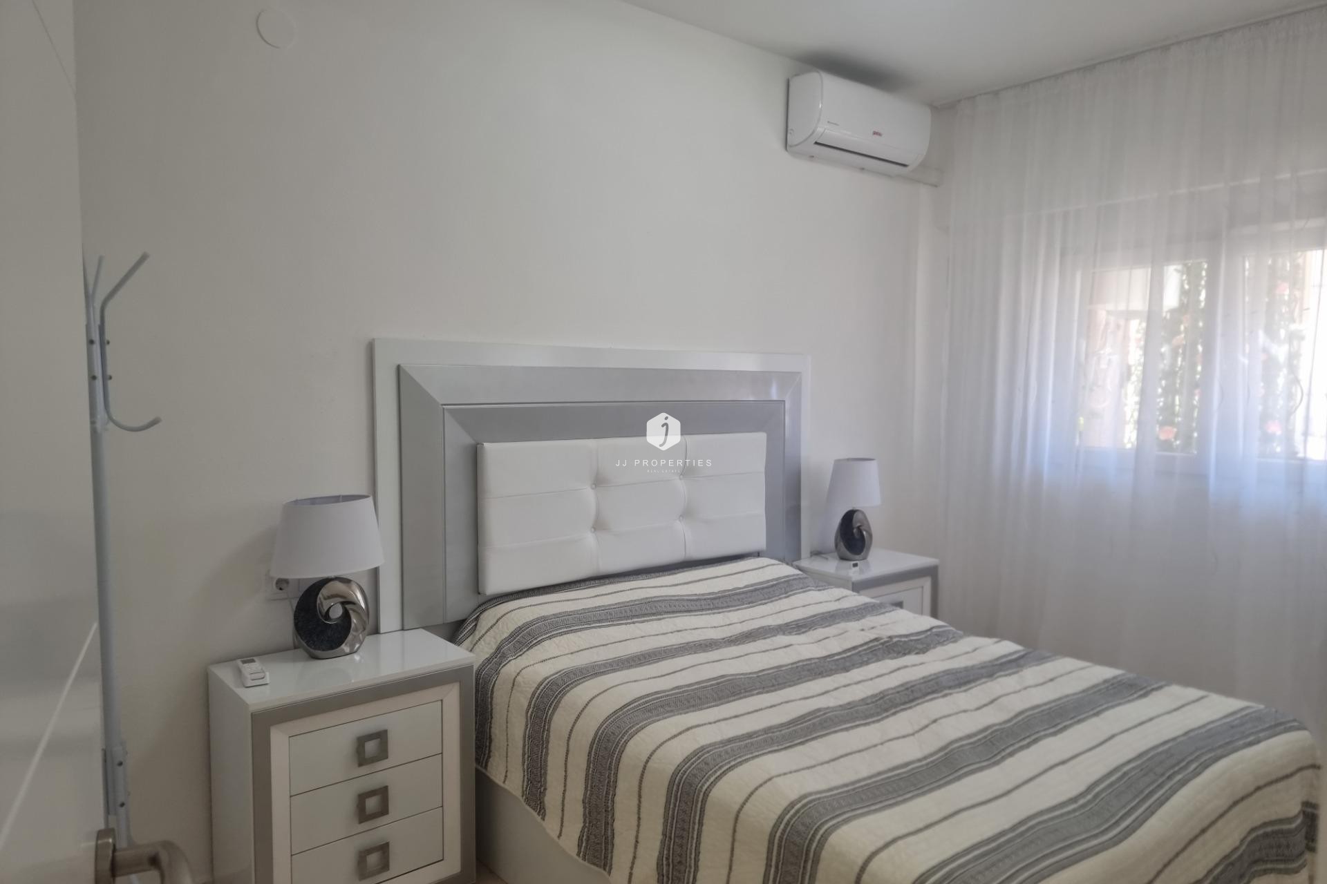 Tweedehands - Appartement / flat -
Torrevieja - Playa de los Locos