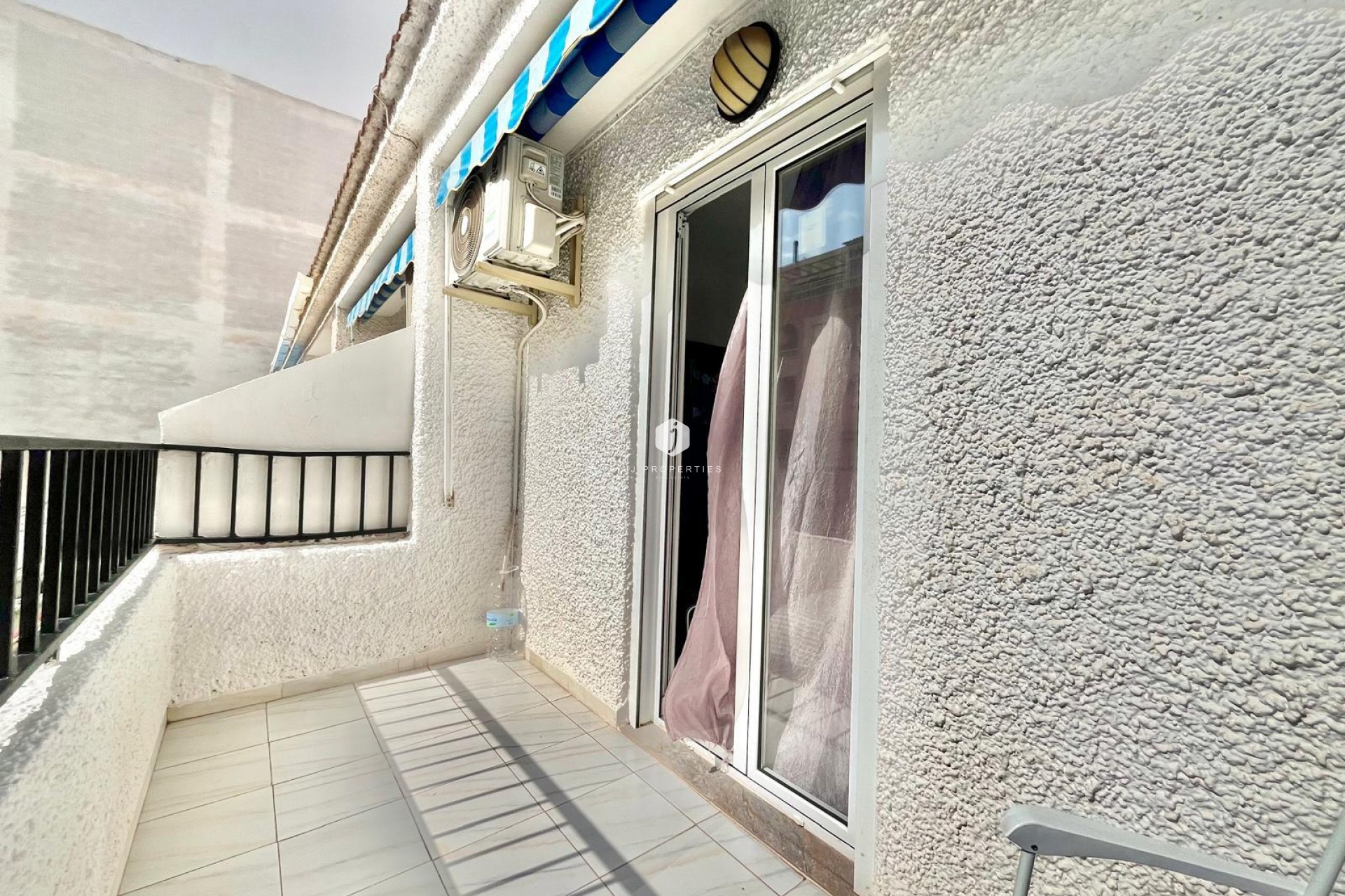 Tweedehands - Appartement / flat -
Torrevieja - Playa de los Locos