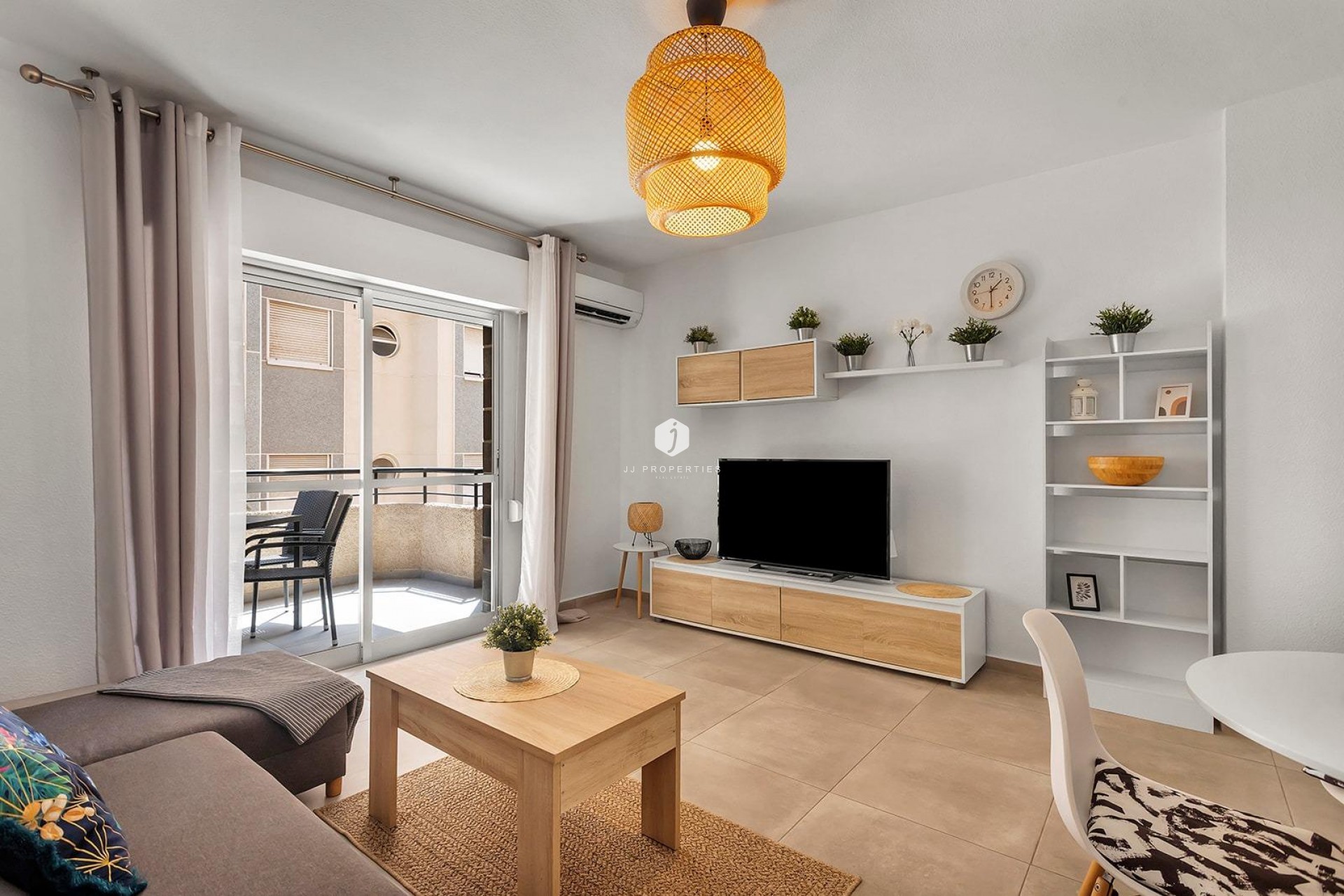 Tweedehands - Appartement / flat -
Torrevieja - Playa de los Locos