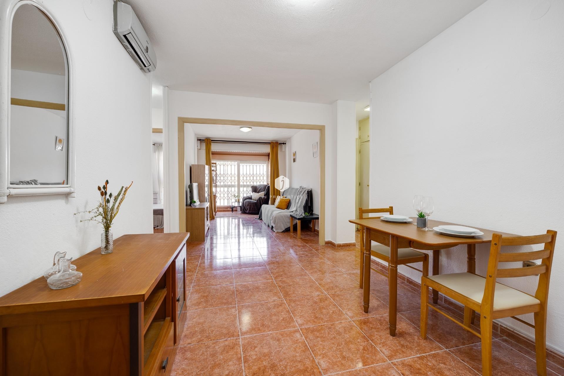Tweedehands - Appartement / flat -
Torrevieja - Playa de los Naufragos