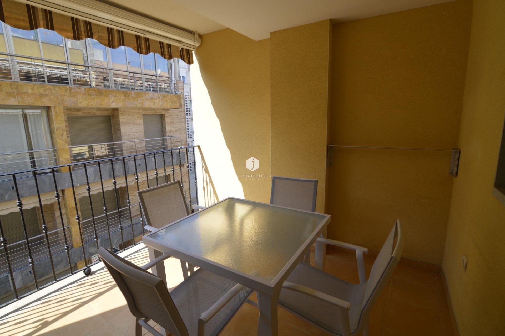 Tweedehands - Appartement / flat -
Torrevieja - Playa del Cura