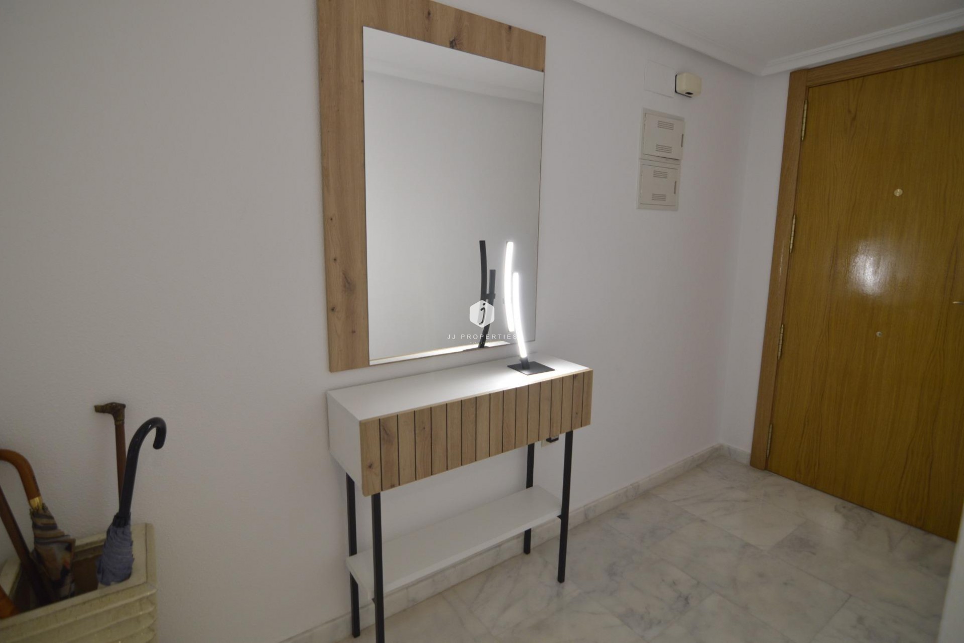 Tweedehands - Appartement / flat -
Torrevieja - Playa del Cura