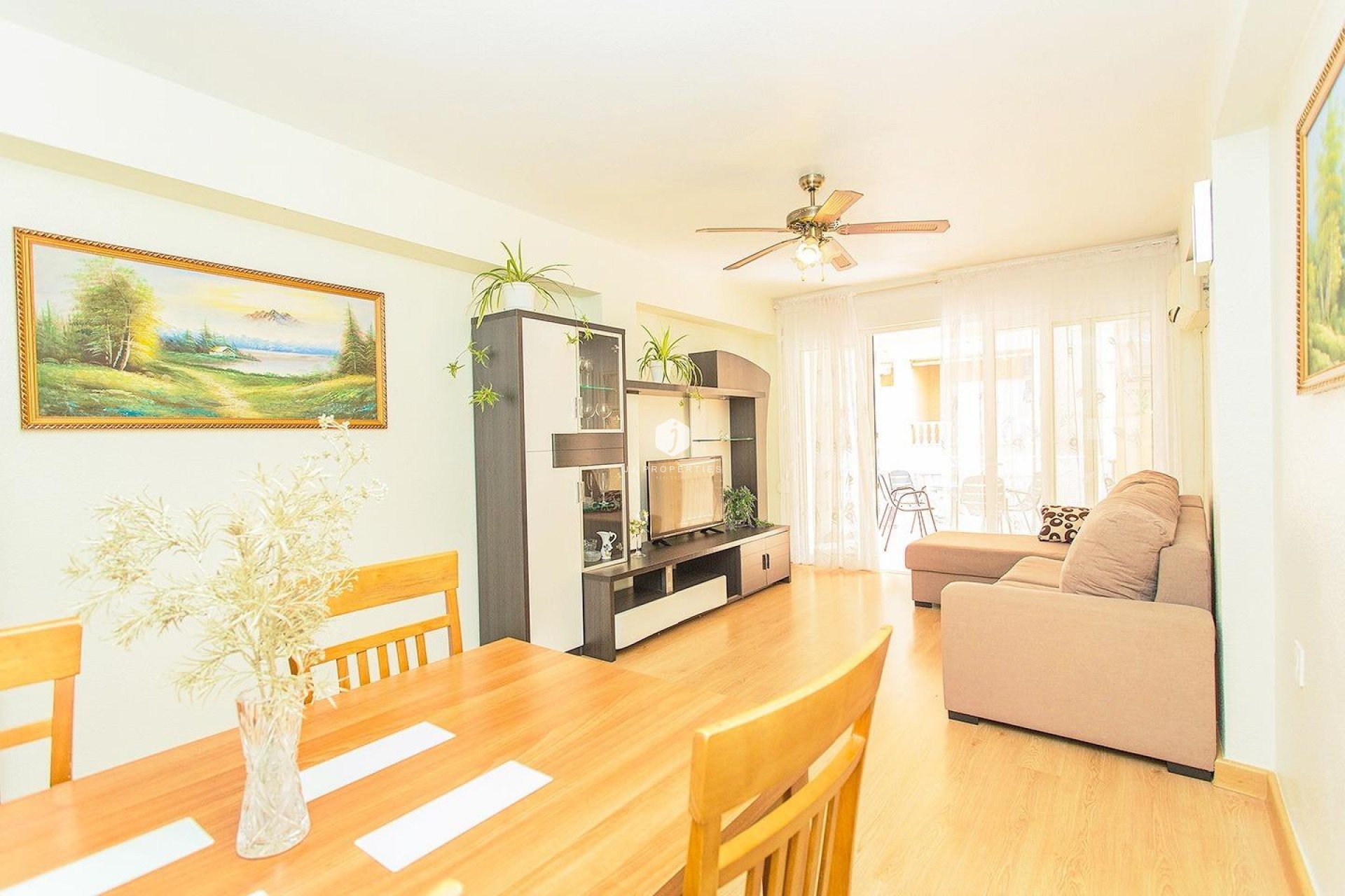 Tweedehands - Appartement / flat -
Torrevieja - Playa del Cura