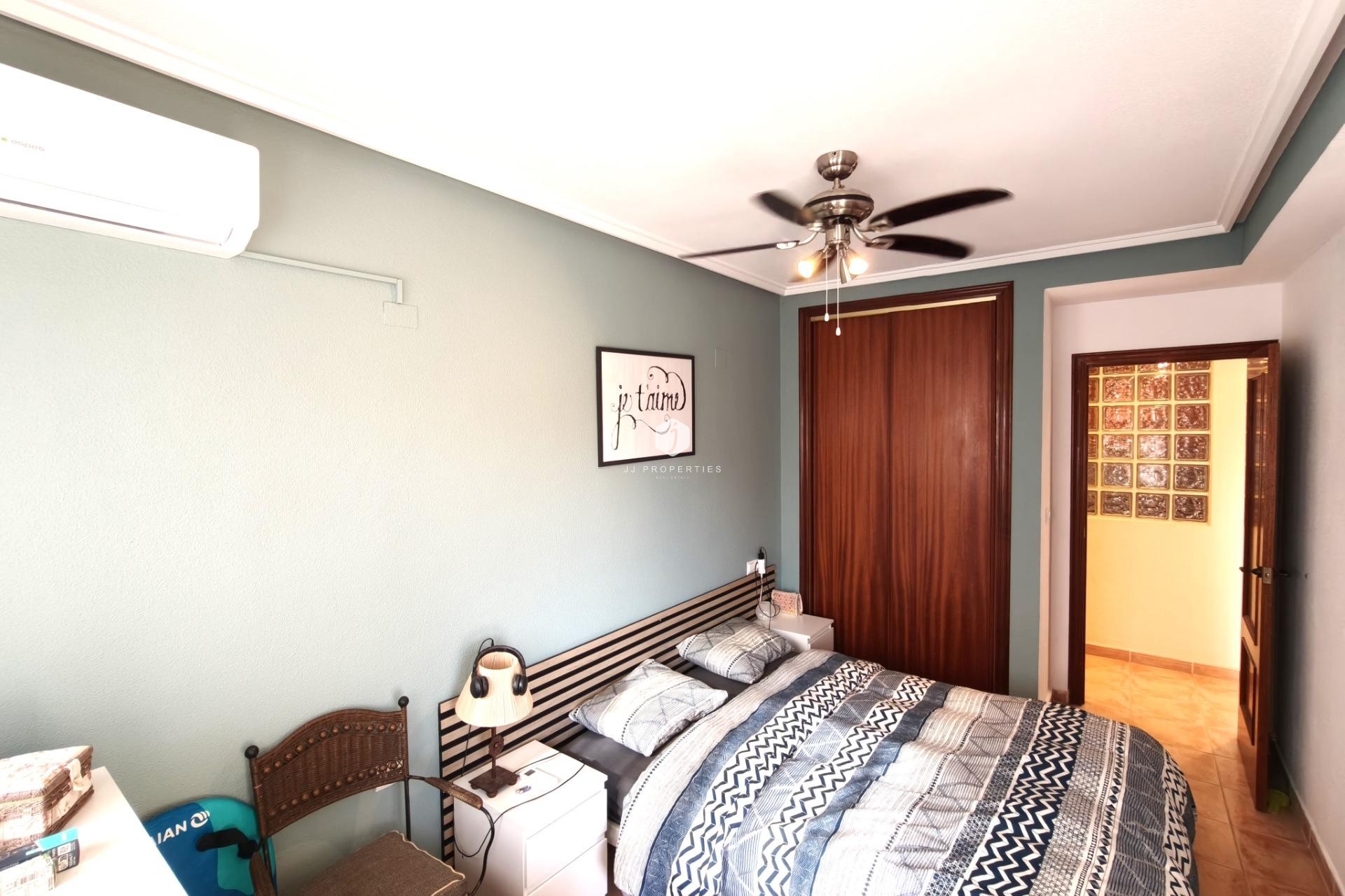 Tweedehands - Appartement / flat -
Torrevieja - Playa del Cura