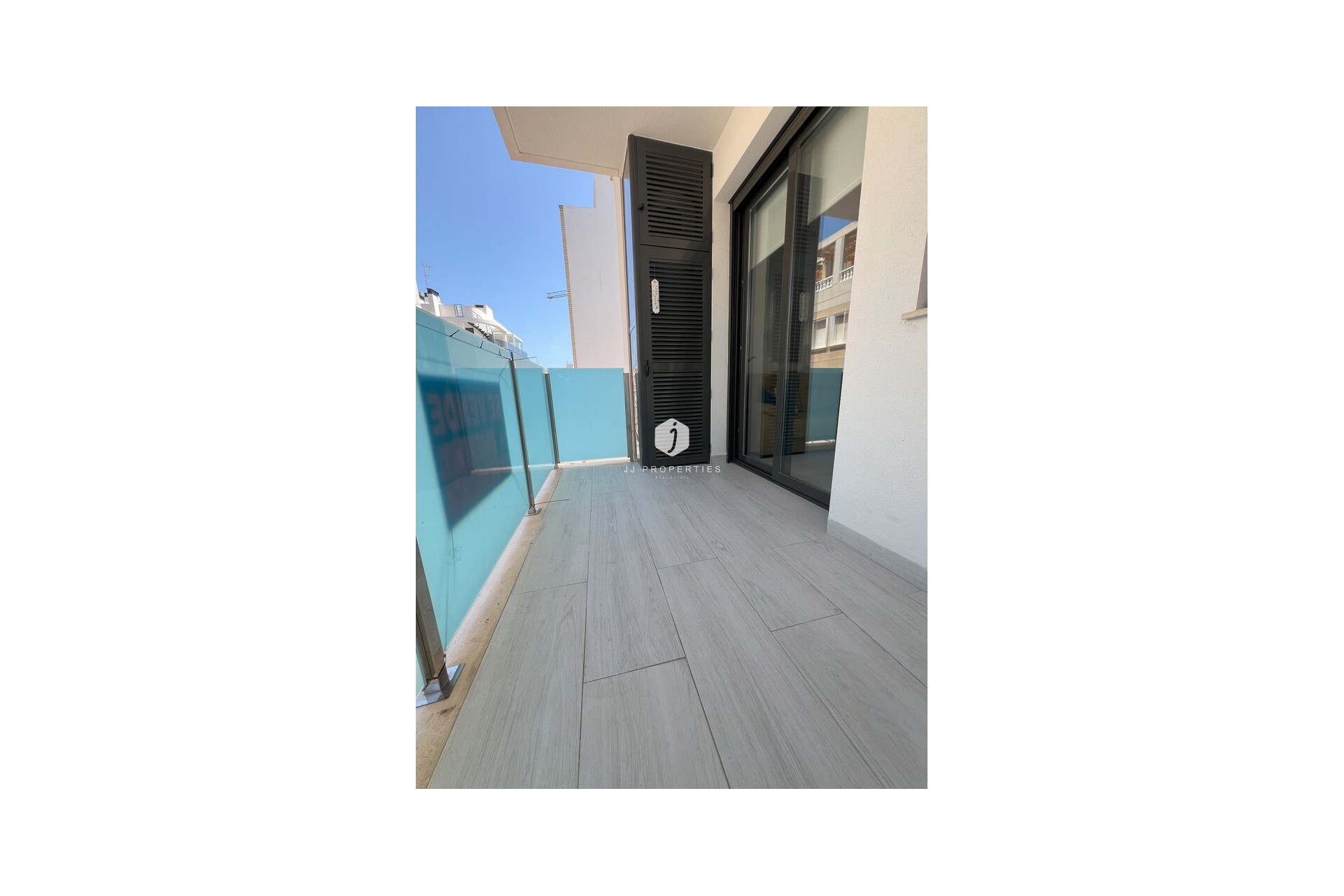 Tweedehands - Appartement / flat -
Torrevieja - Playa del Cura