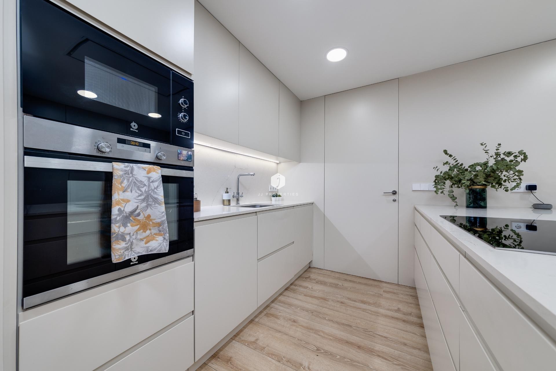 Tweedehands - Appartement / flat -
Torrevieja - Playa del Cura