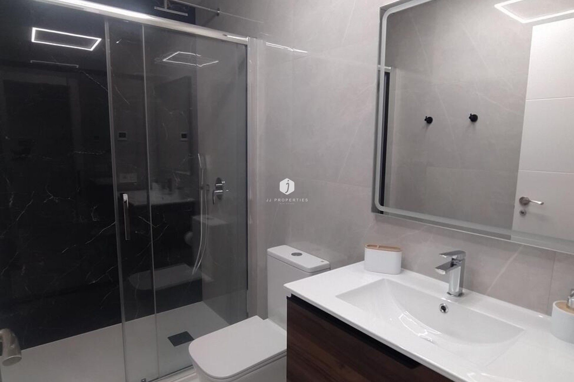 Tweedehands - Appartement / flat -
Torrevieja - Playa del Cura